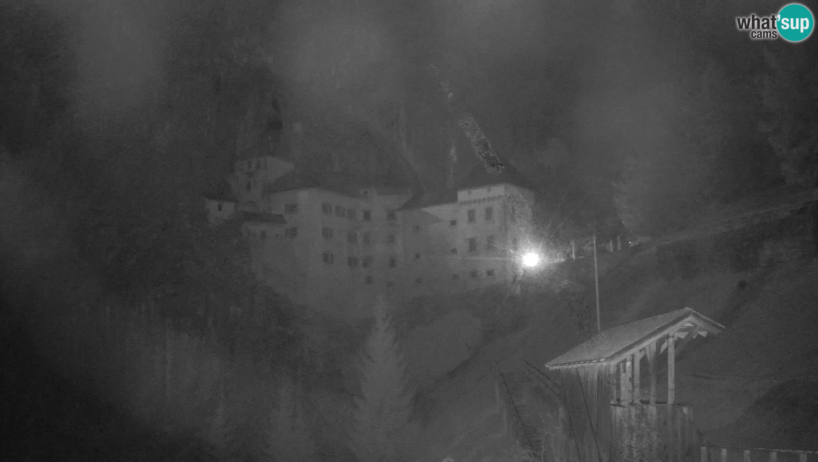Live Webcam Grad Predjama – Château de Predjama – Postojna – Slovénie