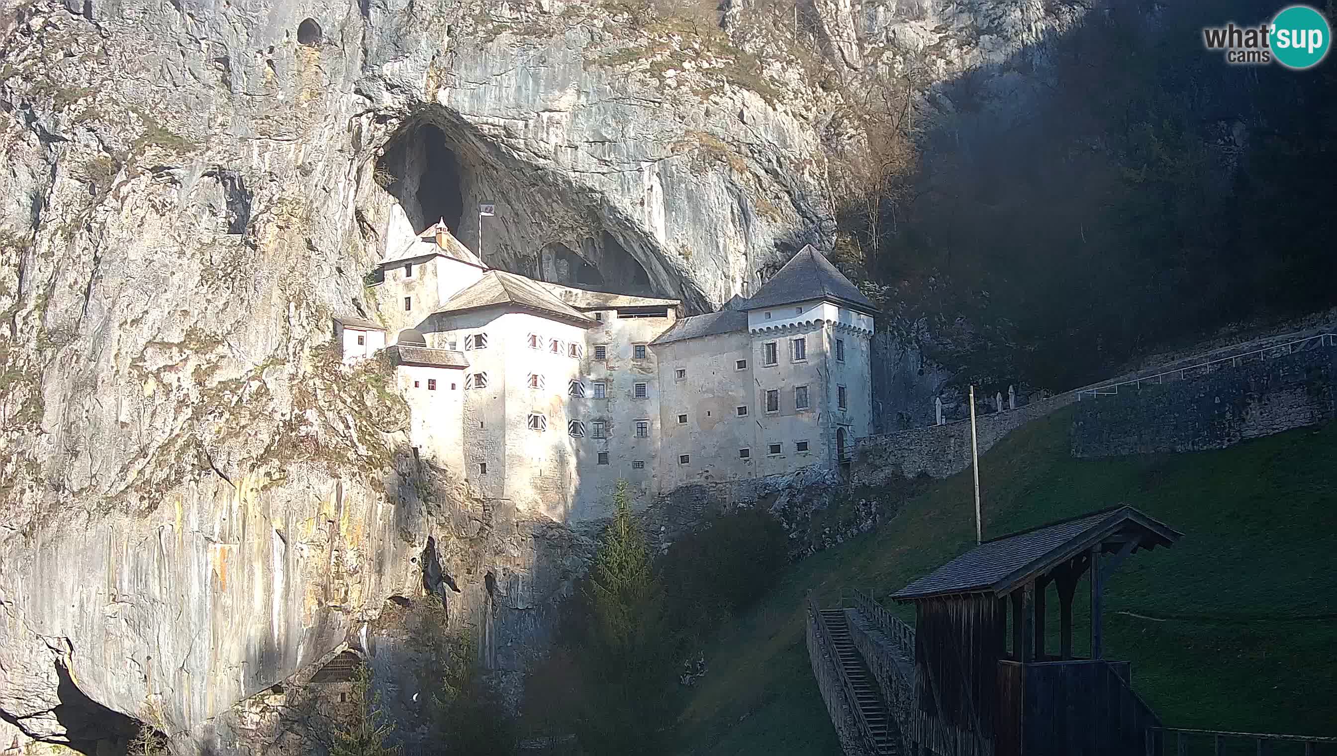 Live Webcam Castello di Predjama – Postumia – Slovenia