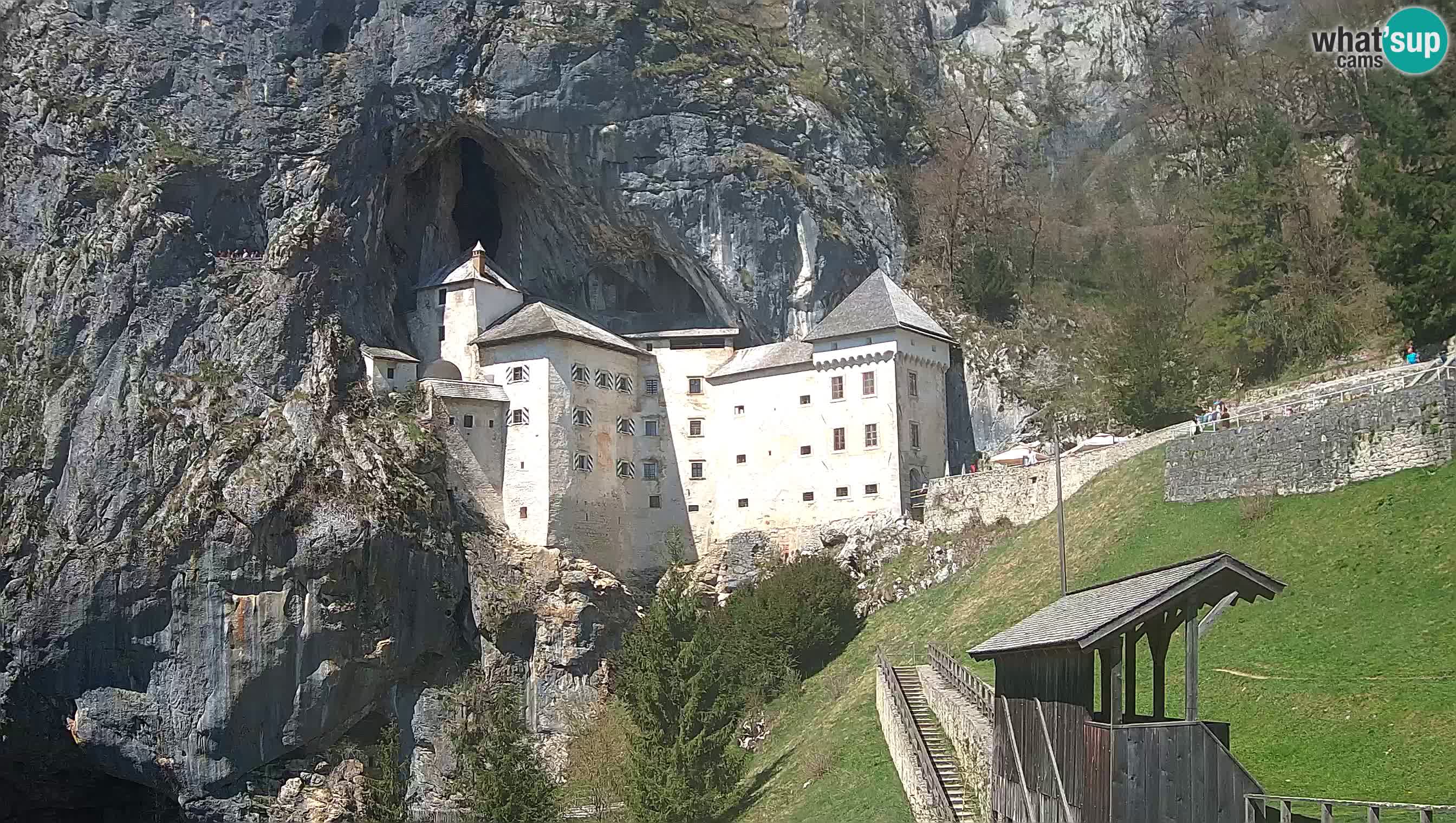 Camera en vivo Castillo de Predjama – Postojna – Eslovenia