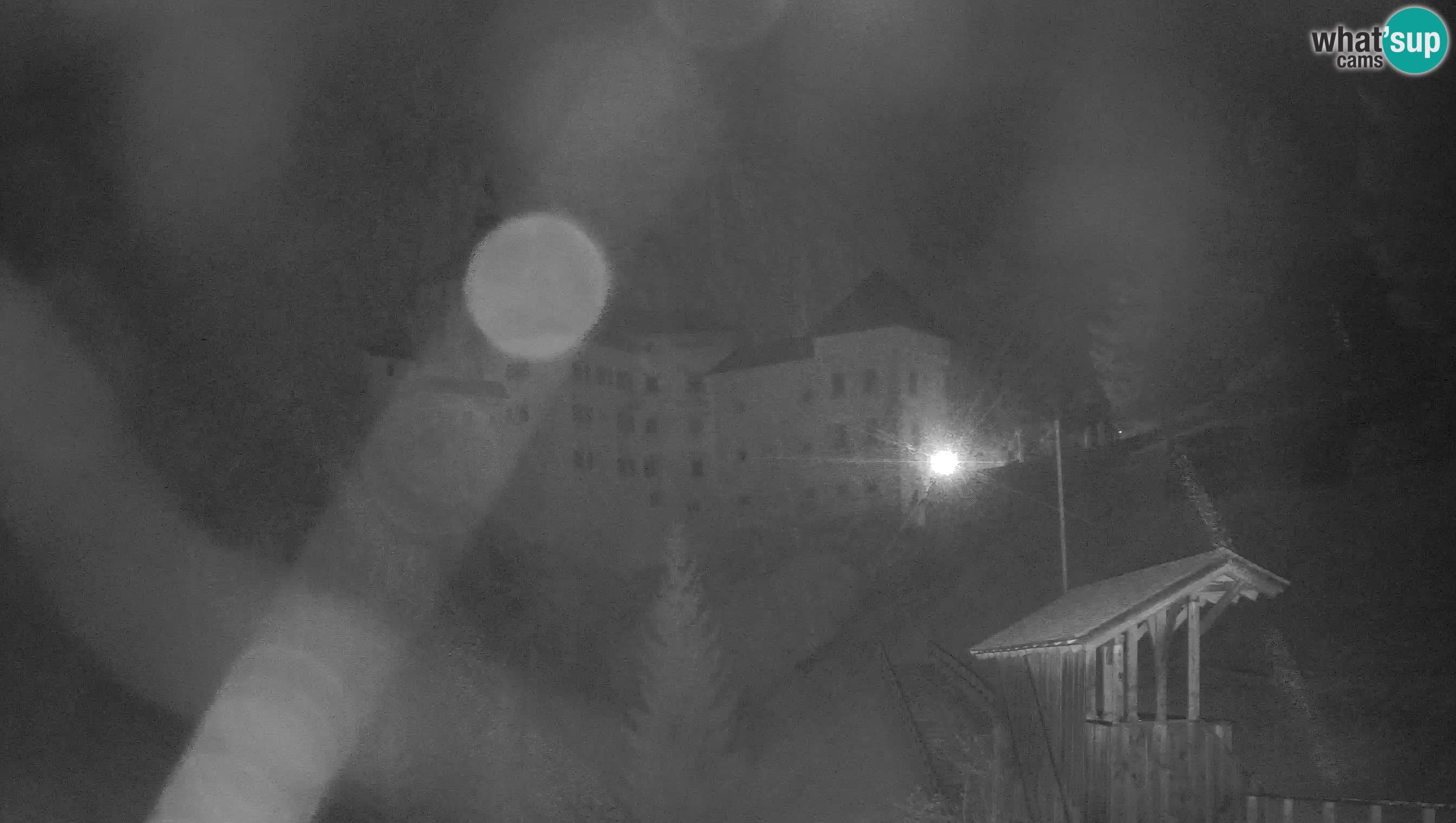 Live Webcam Grad Predjama – Château de Predjama – Postojna – Slovénie