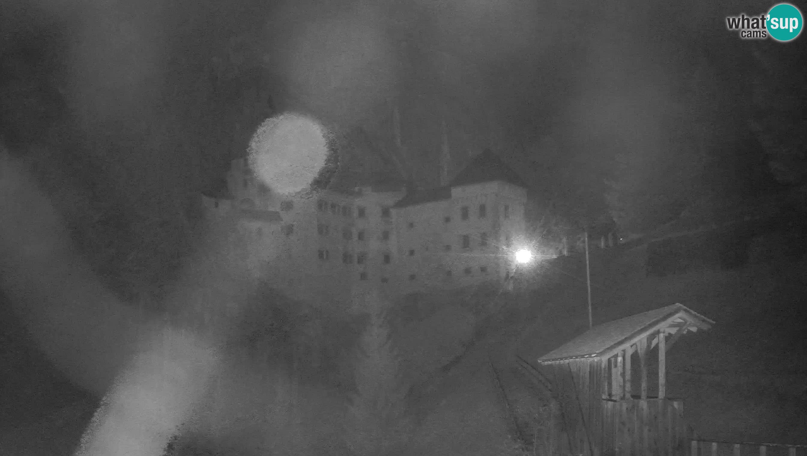 Live Webcam Grad Predjama – Château de Predjama – Postojna – Slovénie