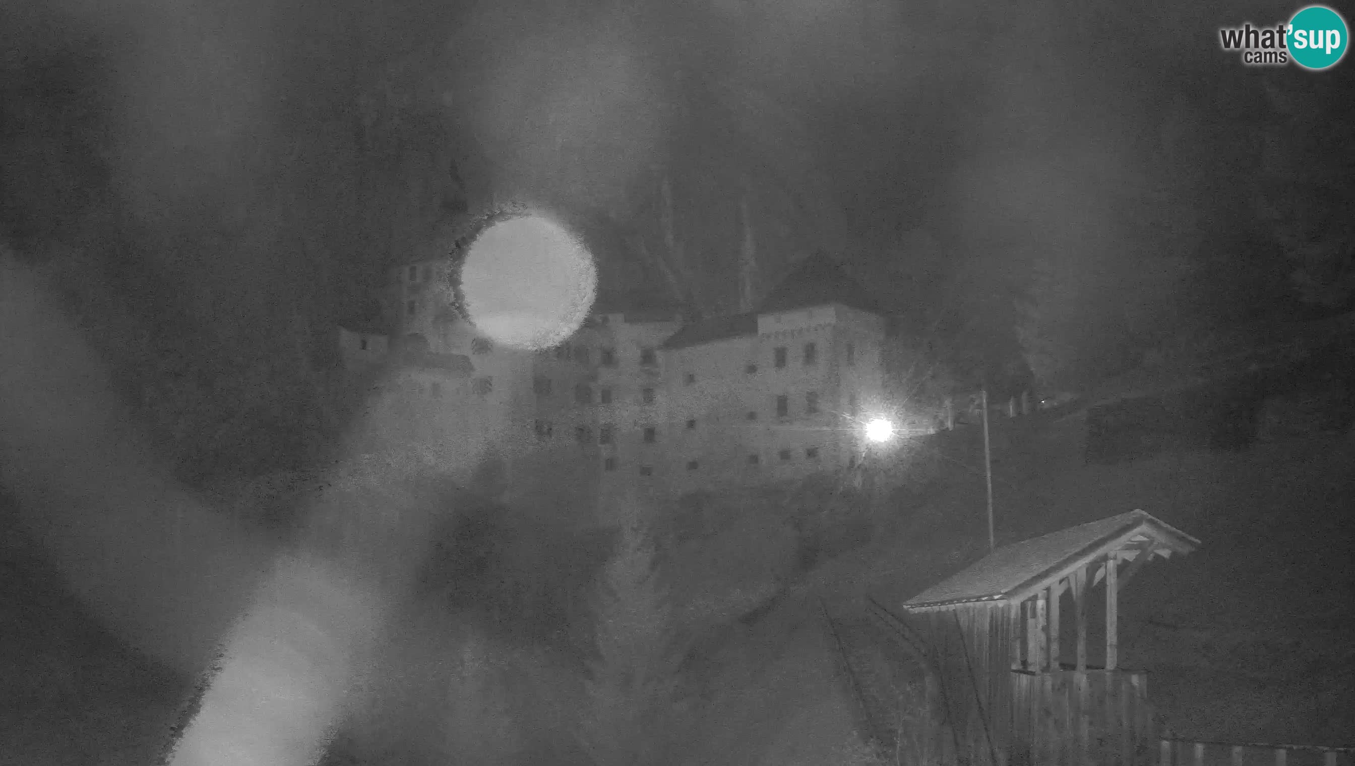 Live Webcam Castello di Predjama – Postumia – Slovenia