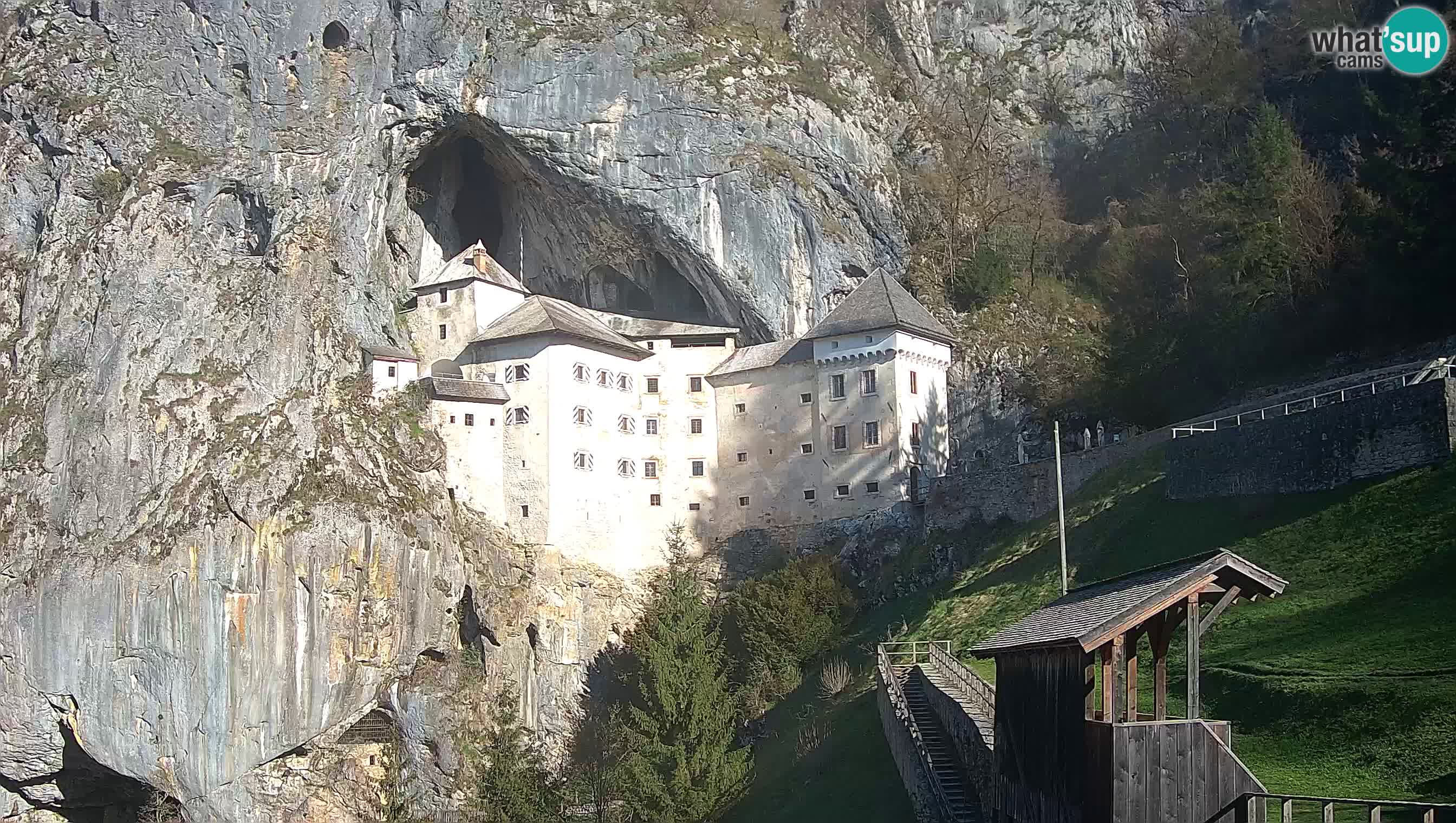 Live Webcam Predjamski grad – Predjama Castle – Postojna – Slovenia