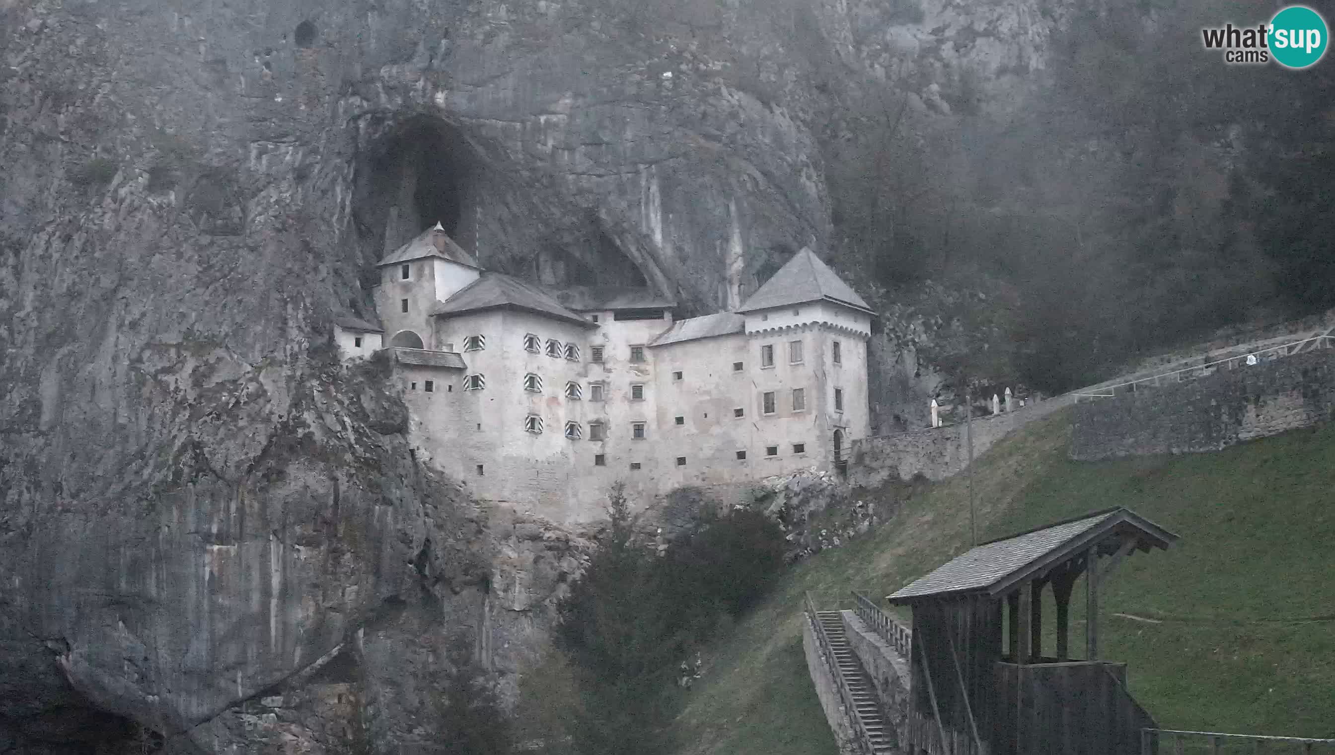 Live Webcam Höhlenburg Predjama – Postojna – Slowenien