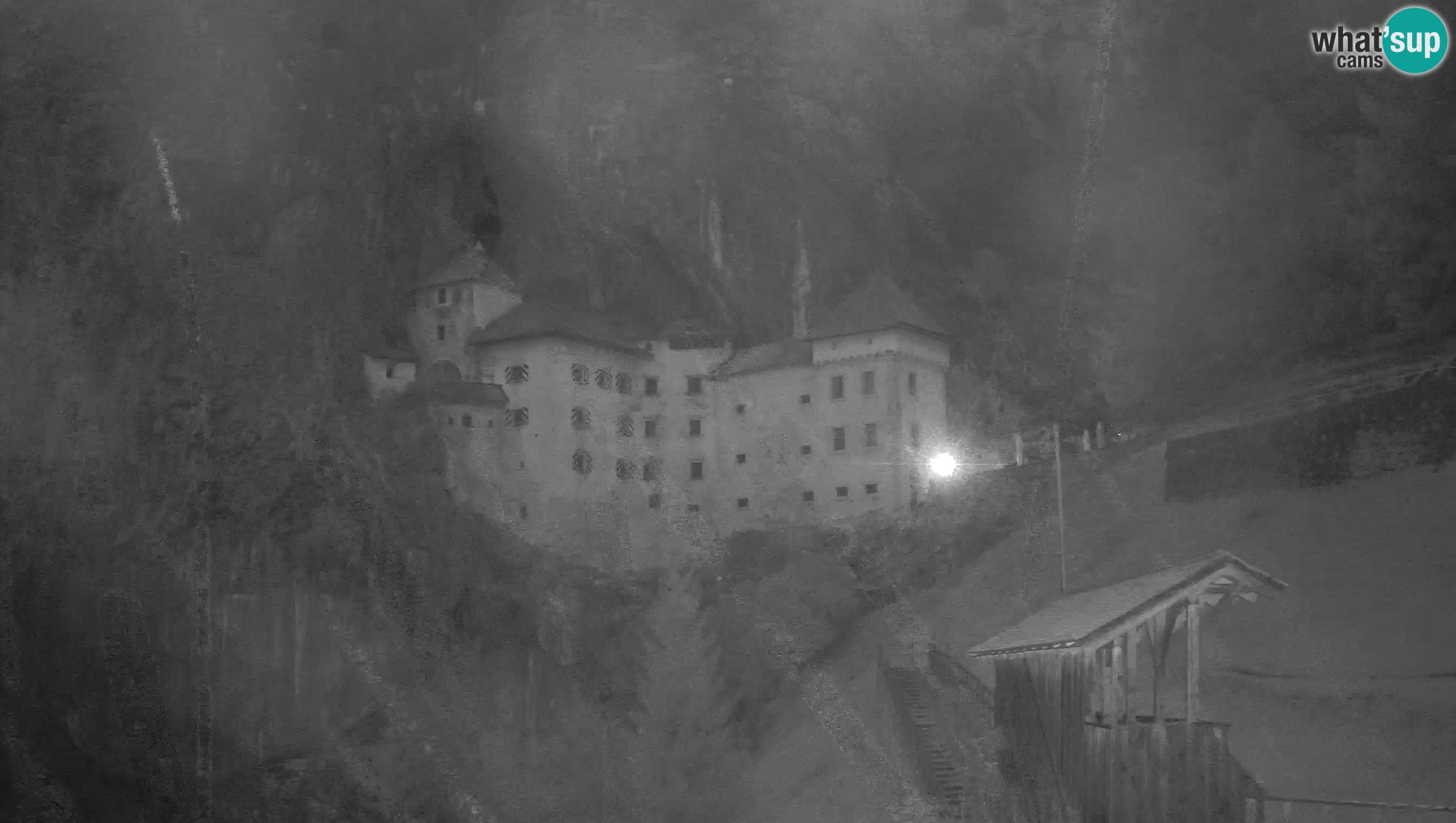 Web kamera Predjamski dvorac – Postojna – Slovenija