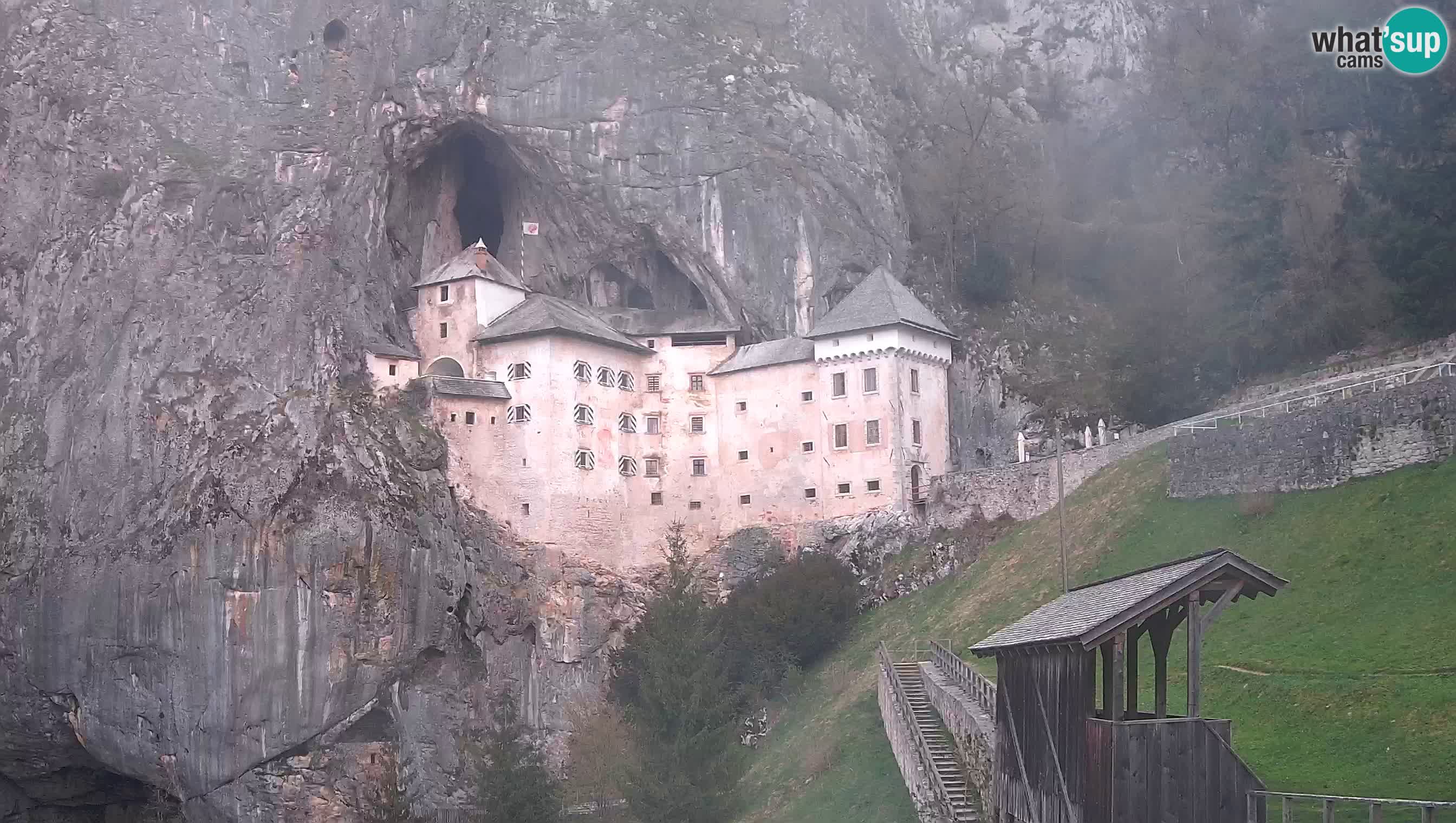 Camera en vivo Castillo de Predjama – Postojna – Eslovenia