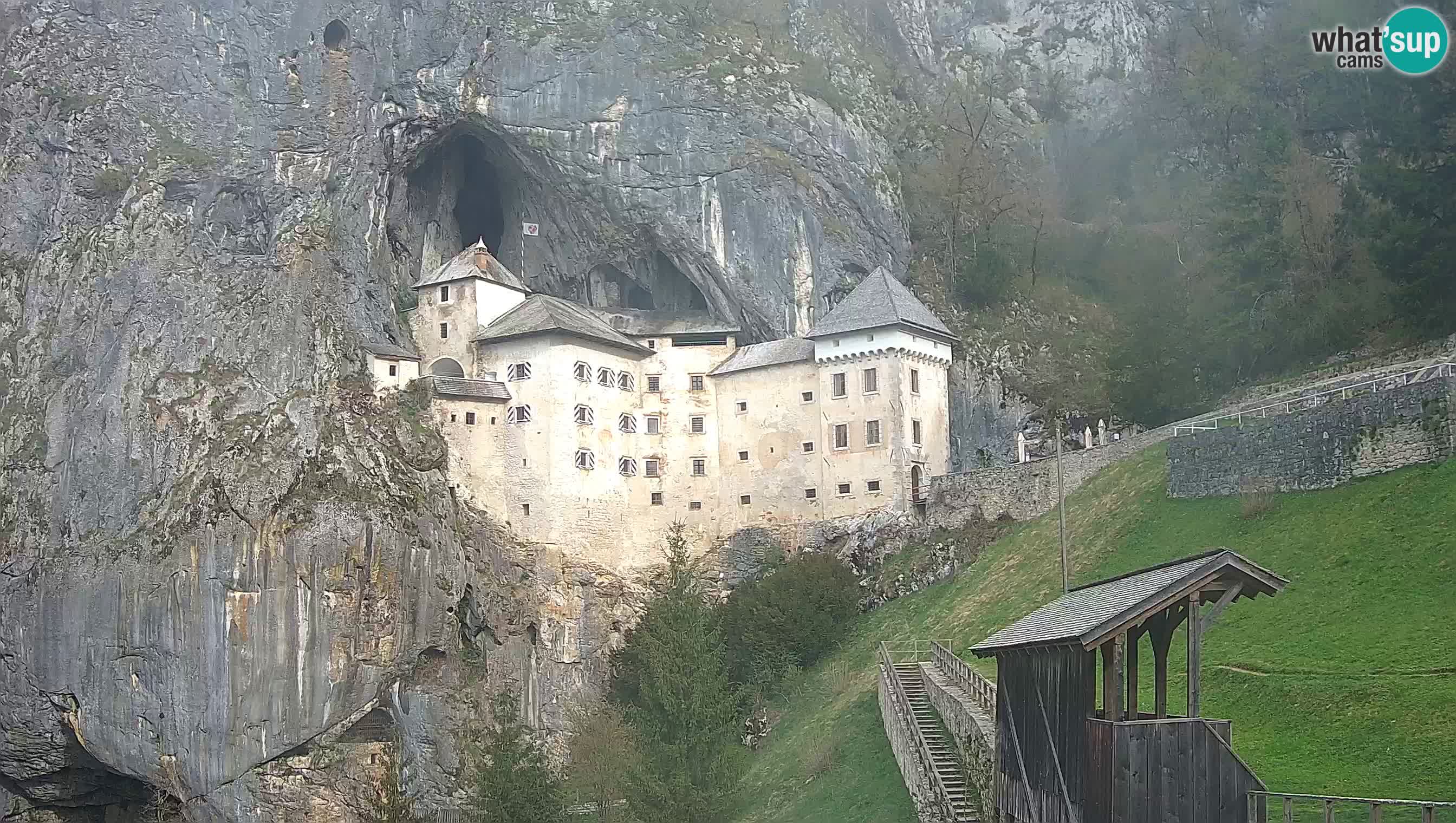 Live Webcam Predjamski grad – Predjama Castle – Postojna – Slovenia