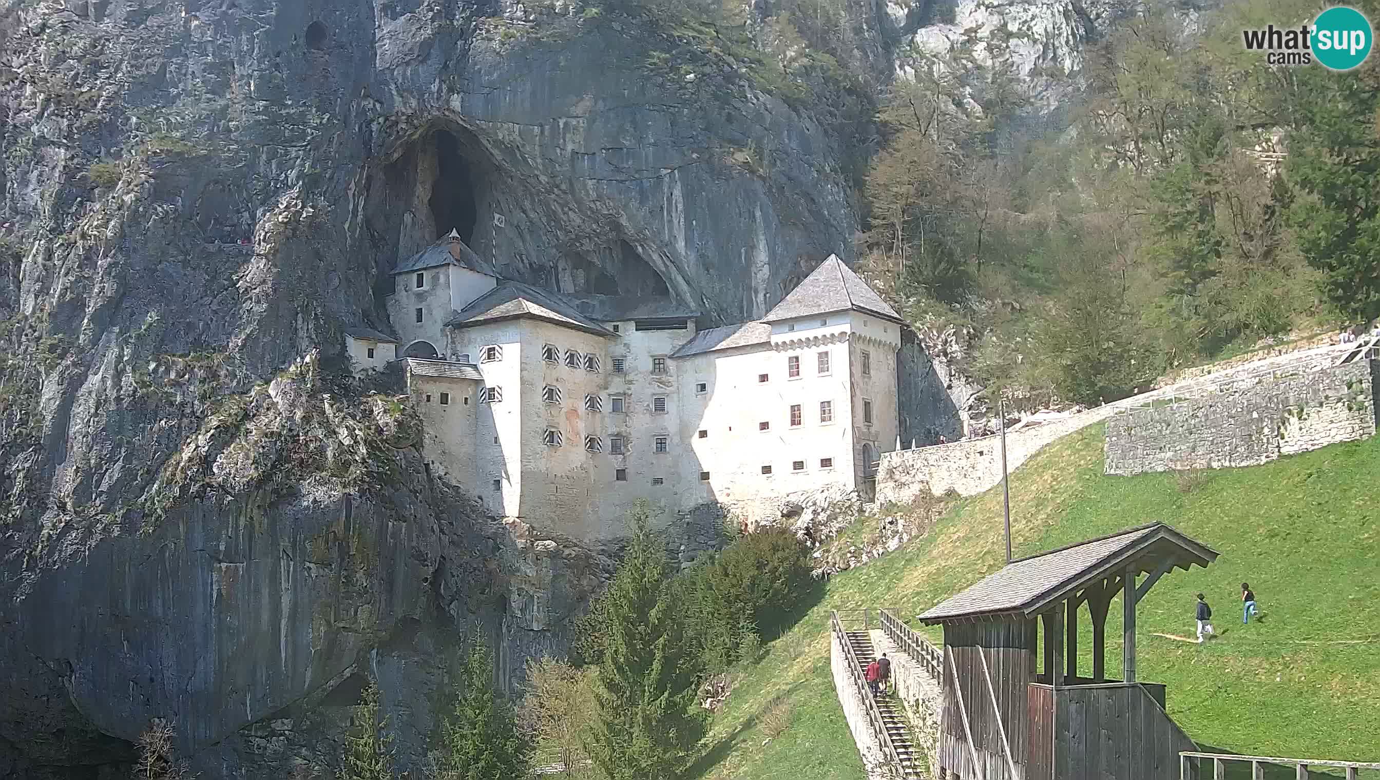 Live Webcam Castello di Predjama – Postumia – Slovenia