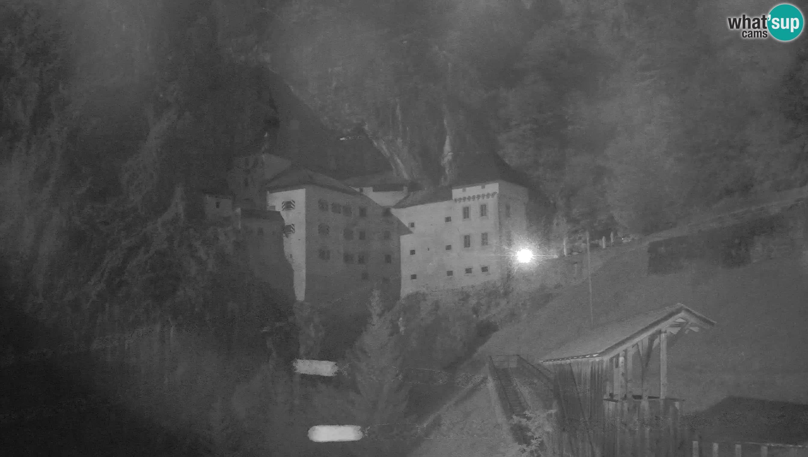 Live Webcam Höhlenburg Predjama – Postojna – Slowenien