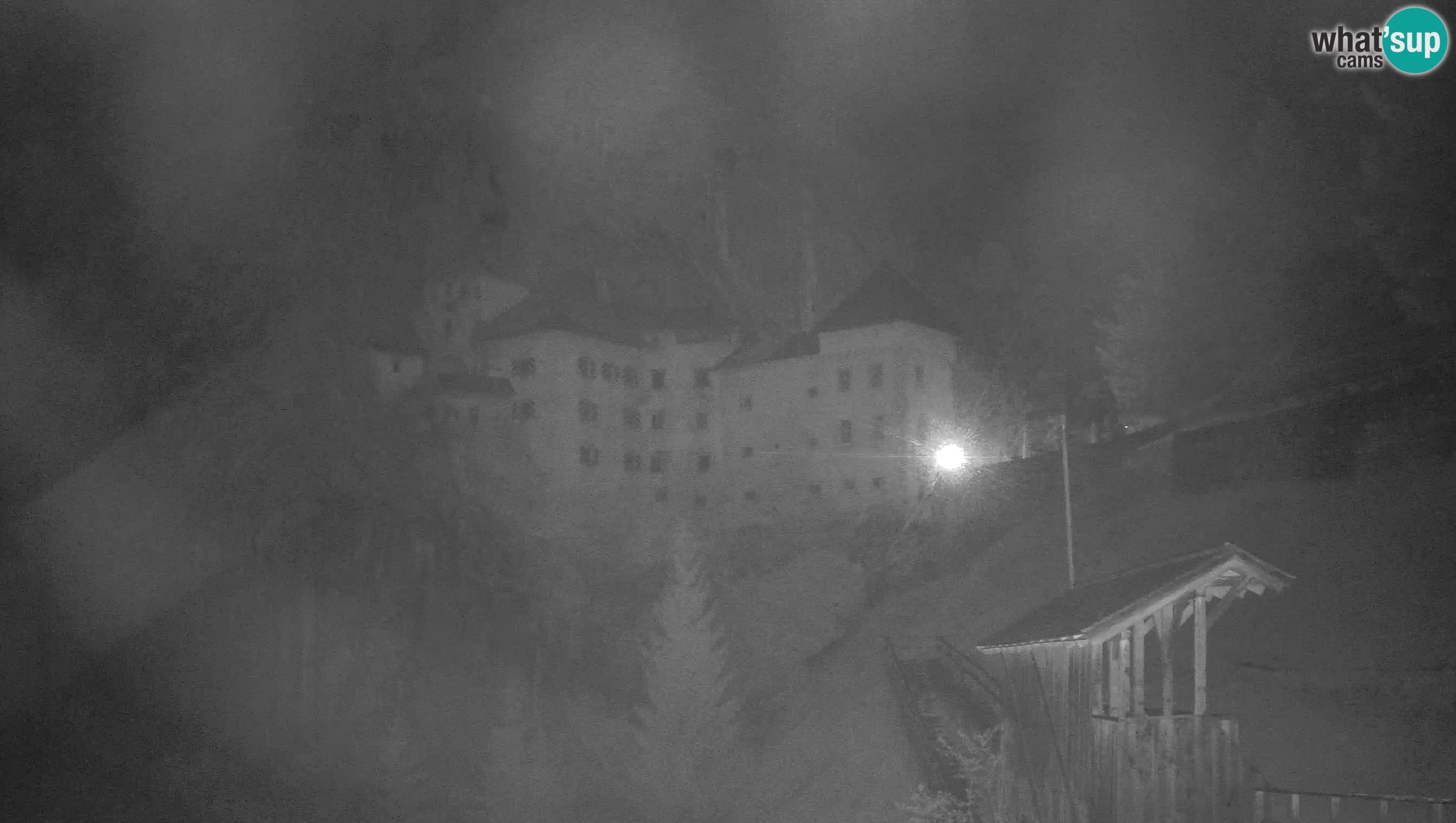 Live Webcam Grad Predjama – Château de Predjama – Postojna – Slovénie