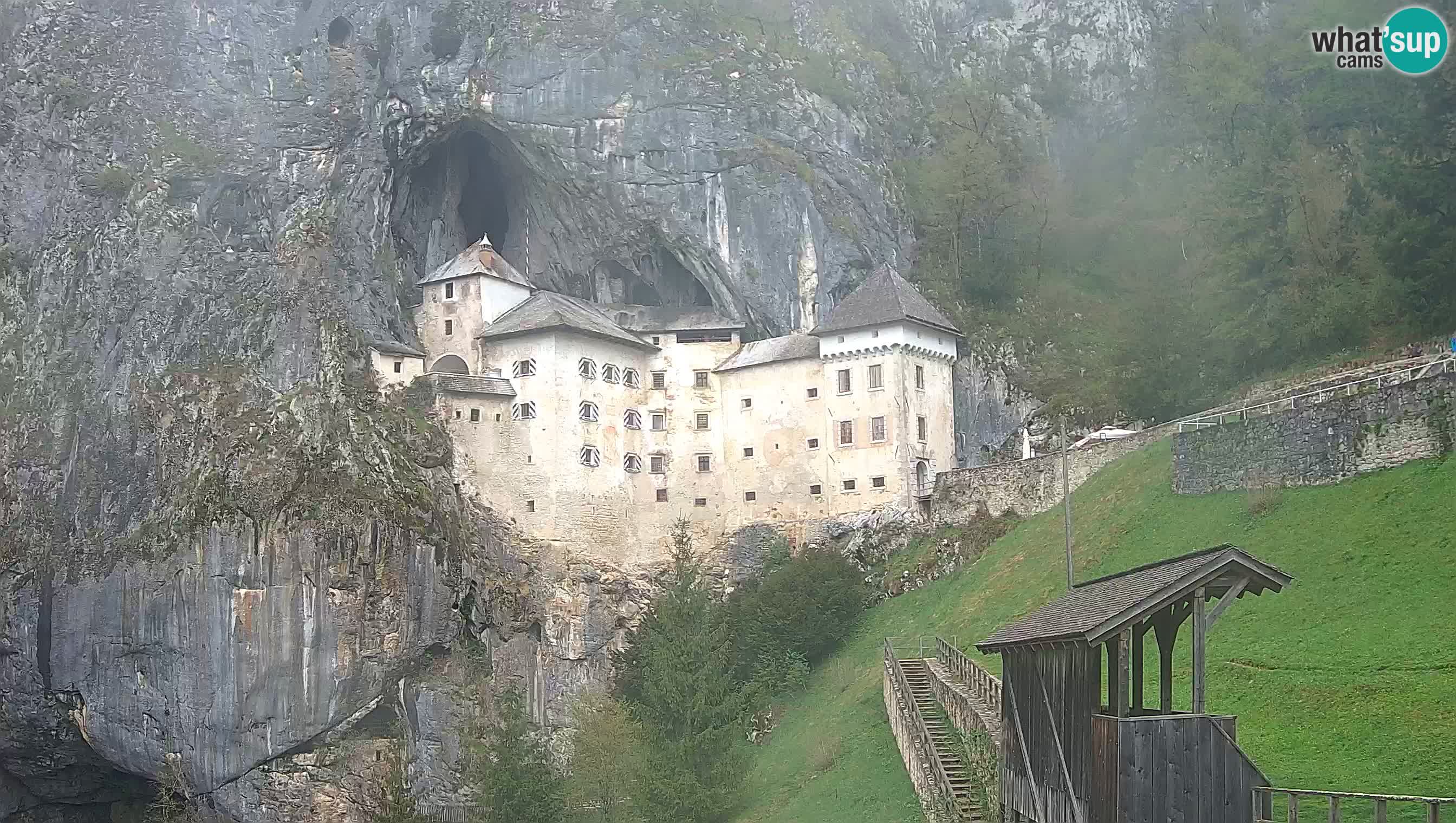 Live Webcam Predjamski grad – Predjama Castle – Postojna – Slovenia