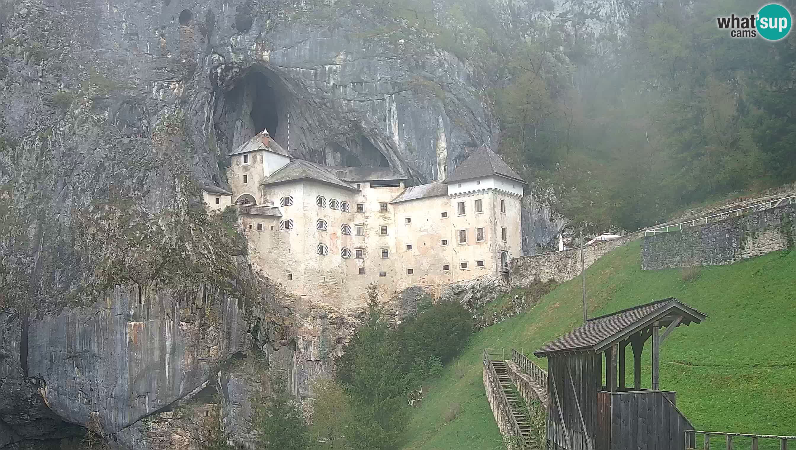 Live Webcam Castello di Predjama – Postumia – Slovenia