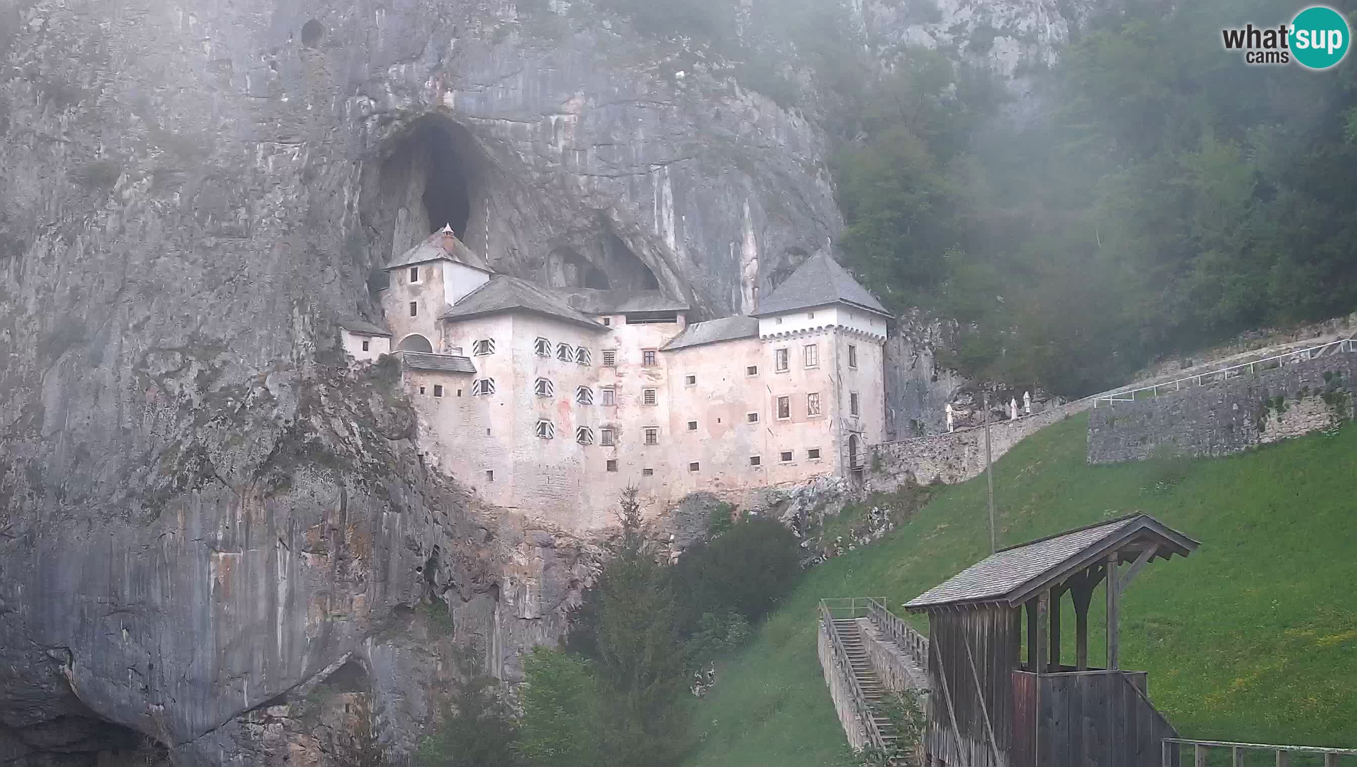 Camera en vivo Castillo de Predjama – Postojna – Eslovenia