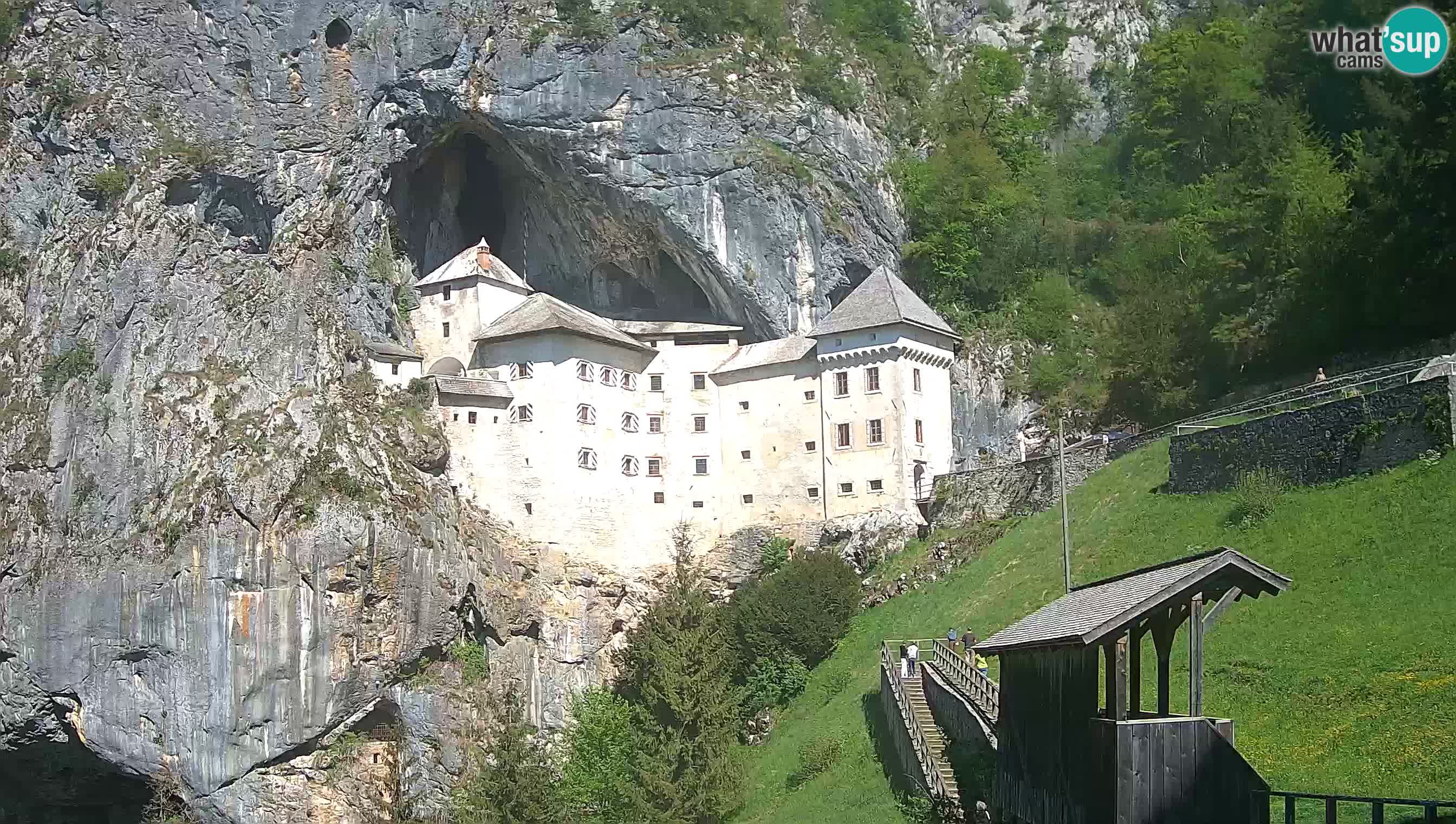 Live Webcam Höhlenburg Predjama – Postojna – Slowenien