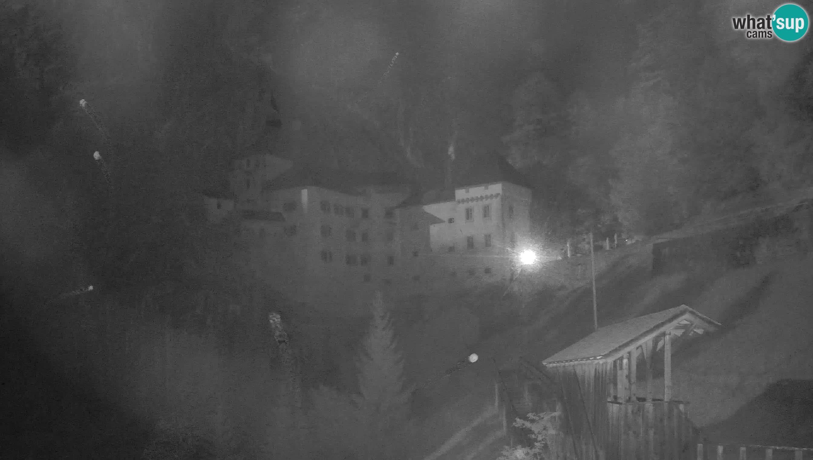 Live Webcam Grad Predjama – Château de Predjama – Postojna – Slovénie
