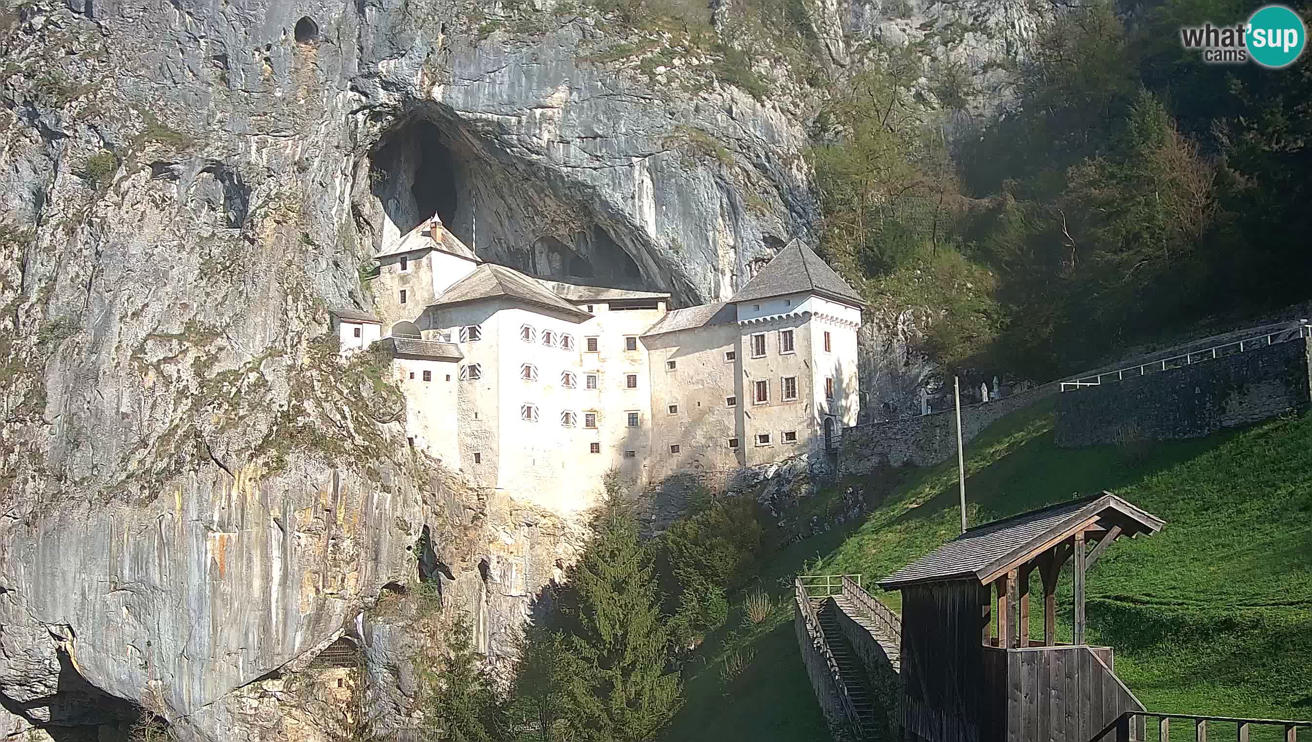 Live Webcam Castello di Predjama – Postumia – Slovenia