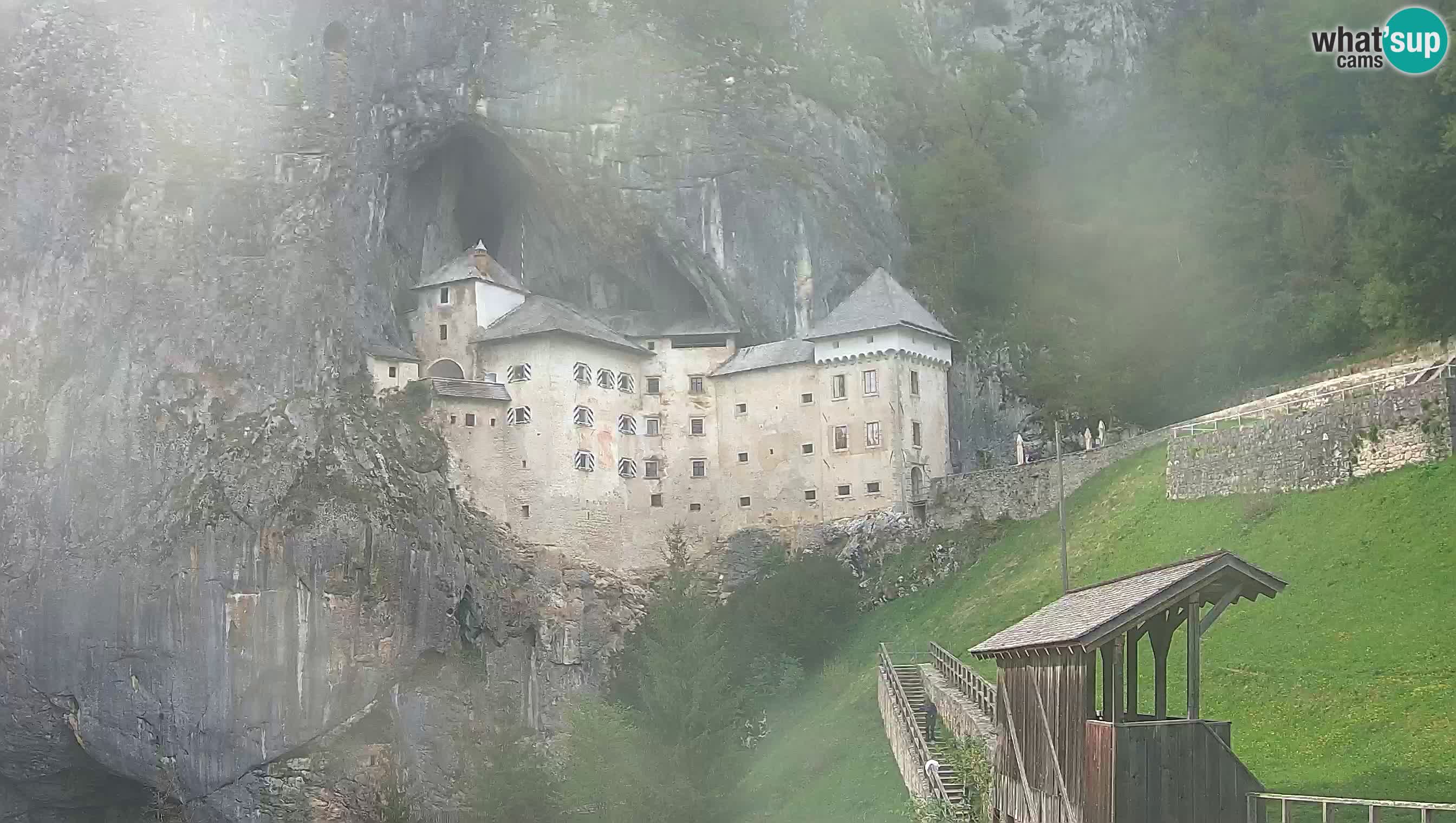 Live Webcam Predjamski grad – Predjama Castle – Postojna – Slovenia