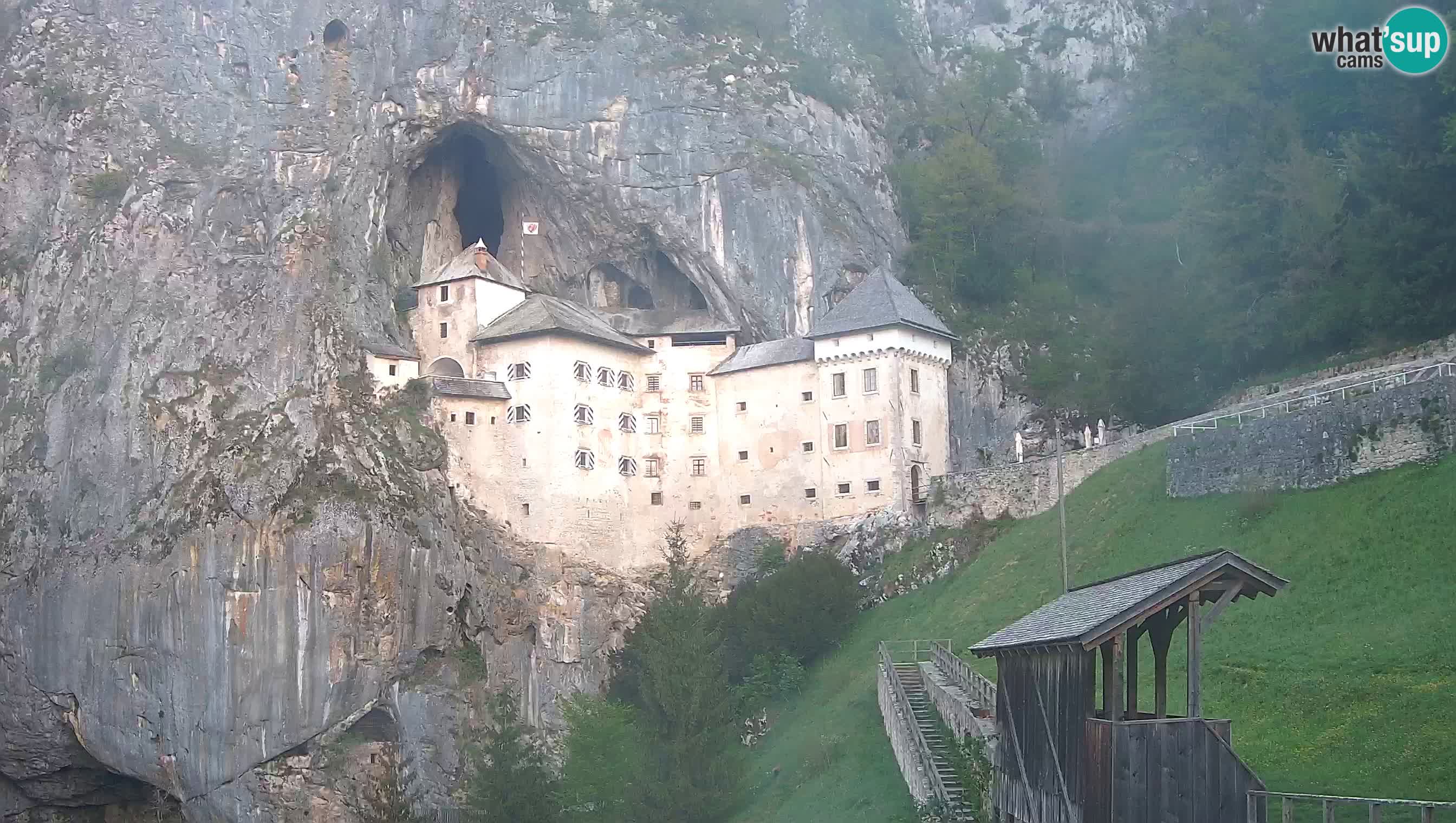 Live Webcam Castello di Predjama – Postumia – Slovenia