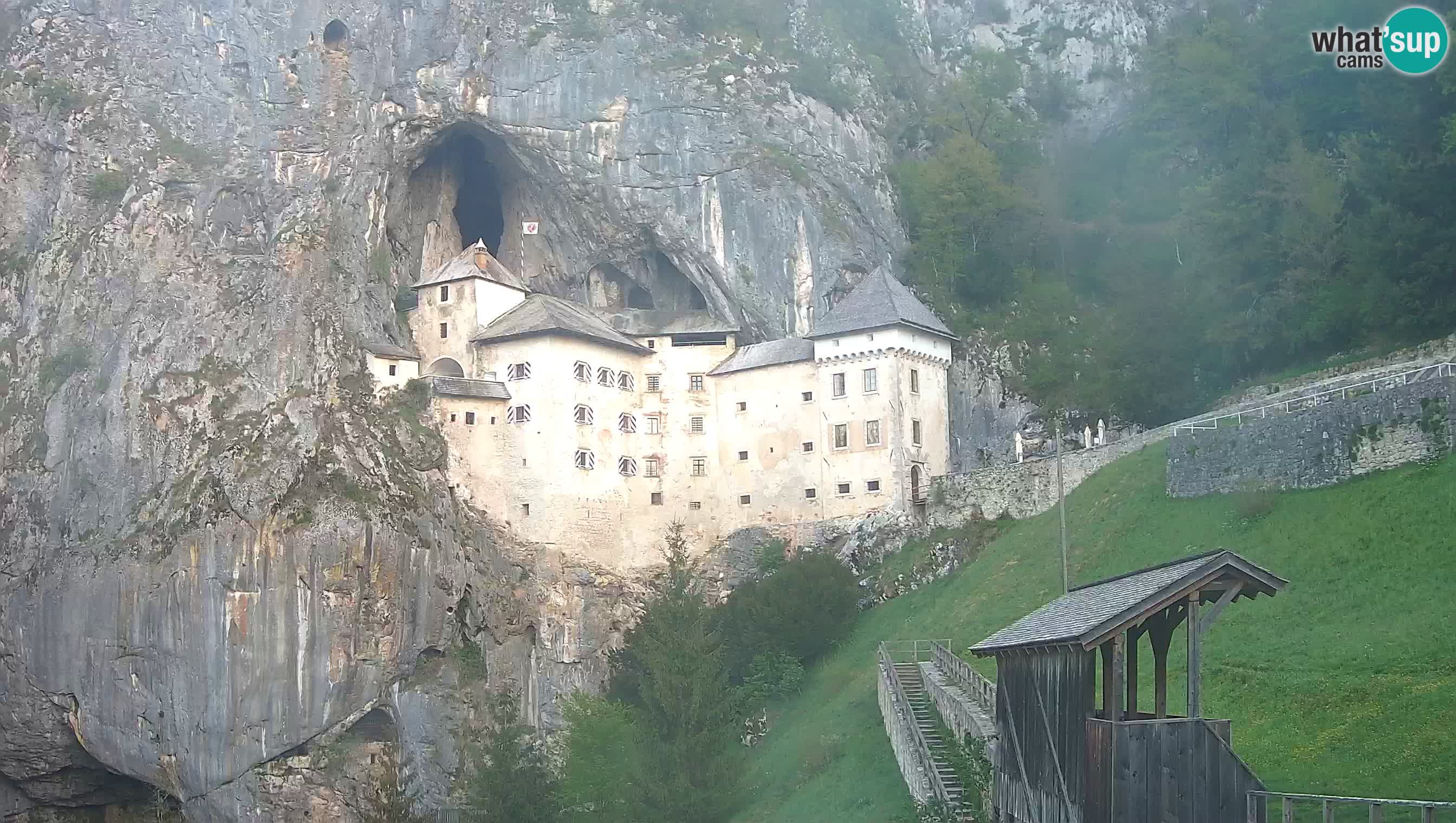 Live Webcam Predjamski grad – Predjama Castle – Postojna – Slovenia