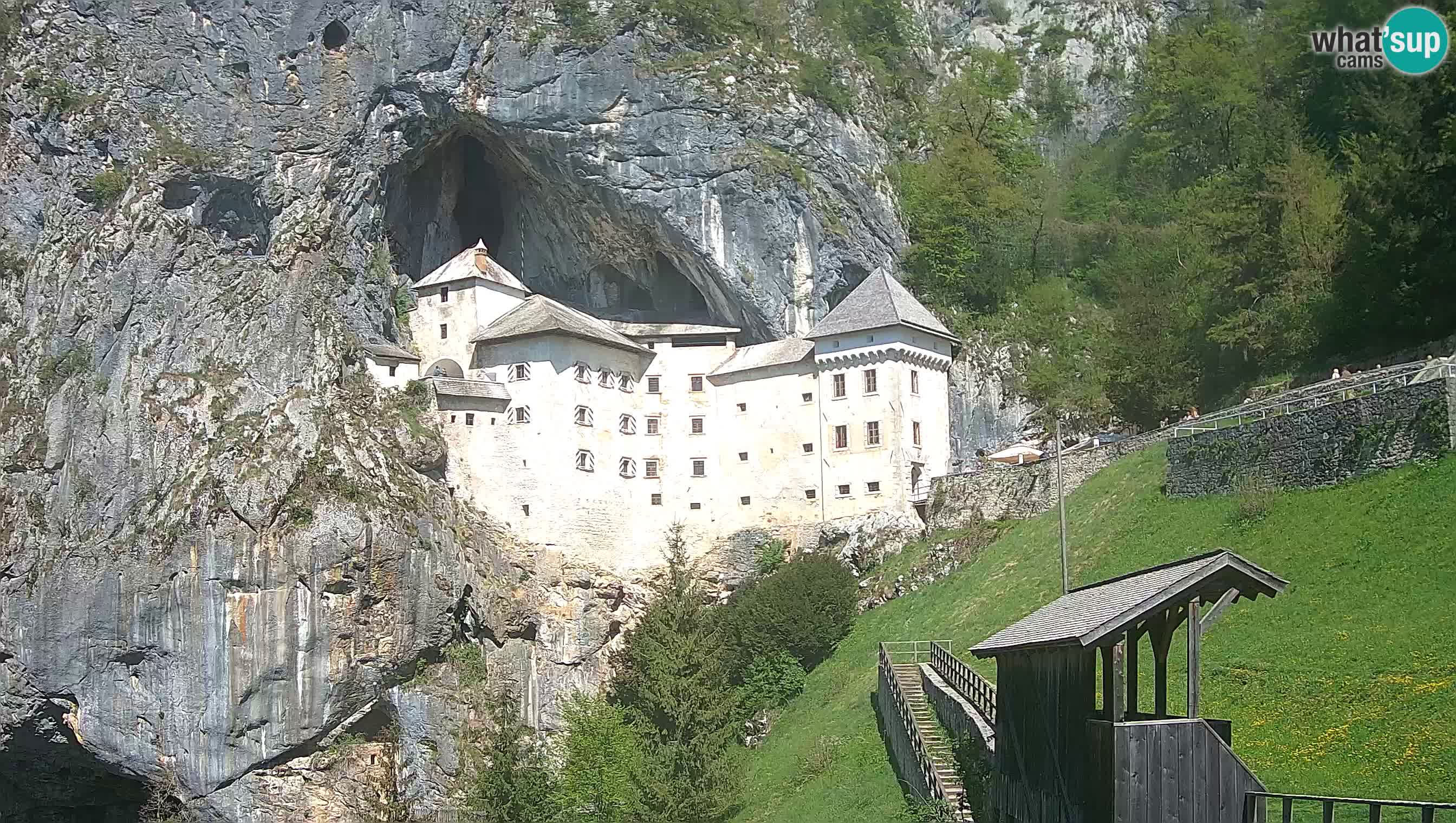 Web kamera Predjamski dvorac – Postojna – Slovenija