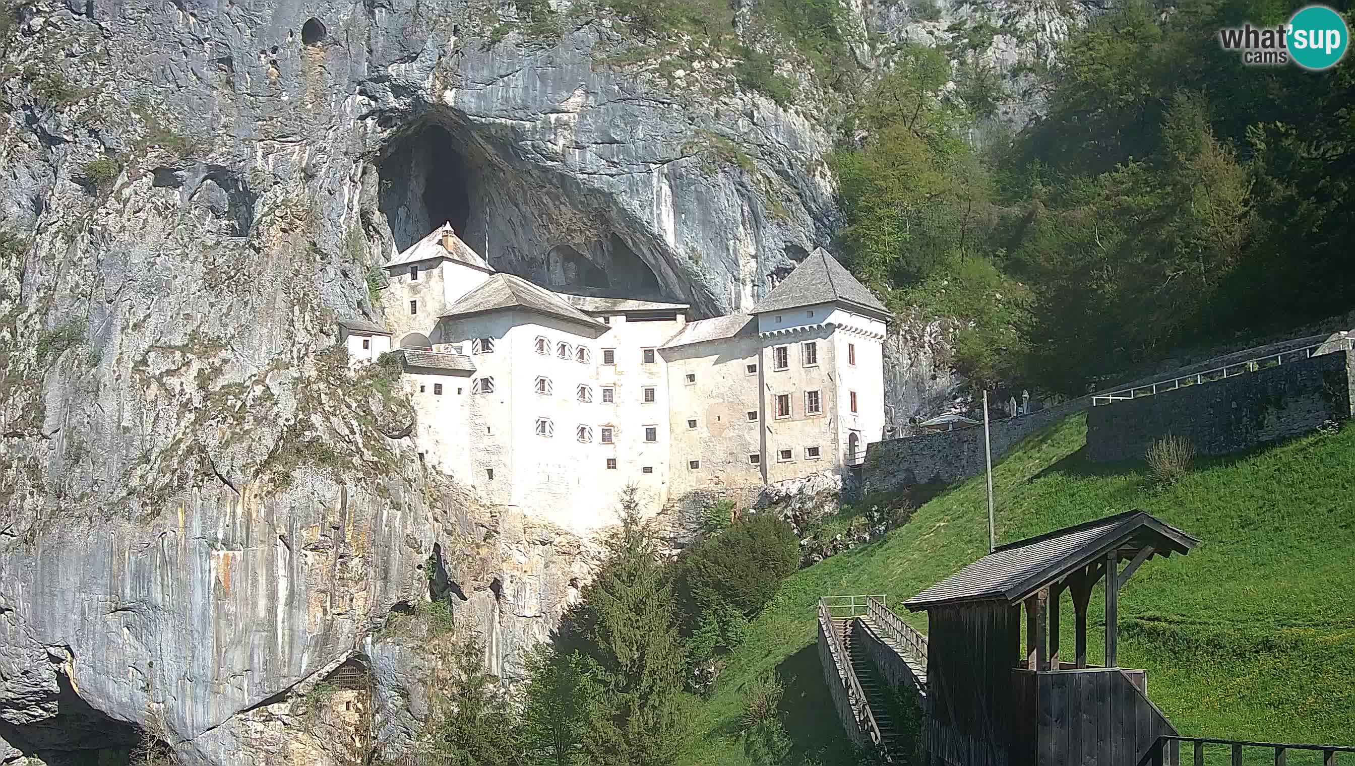 Live Webcam Castello di Predjama – Postumia – Slovenia
