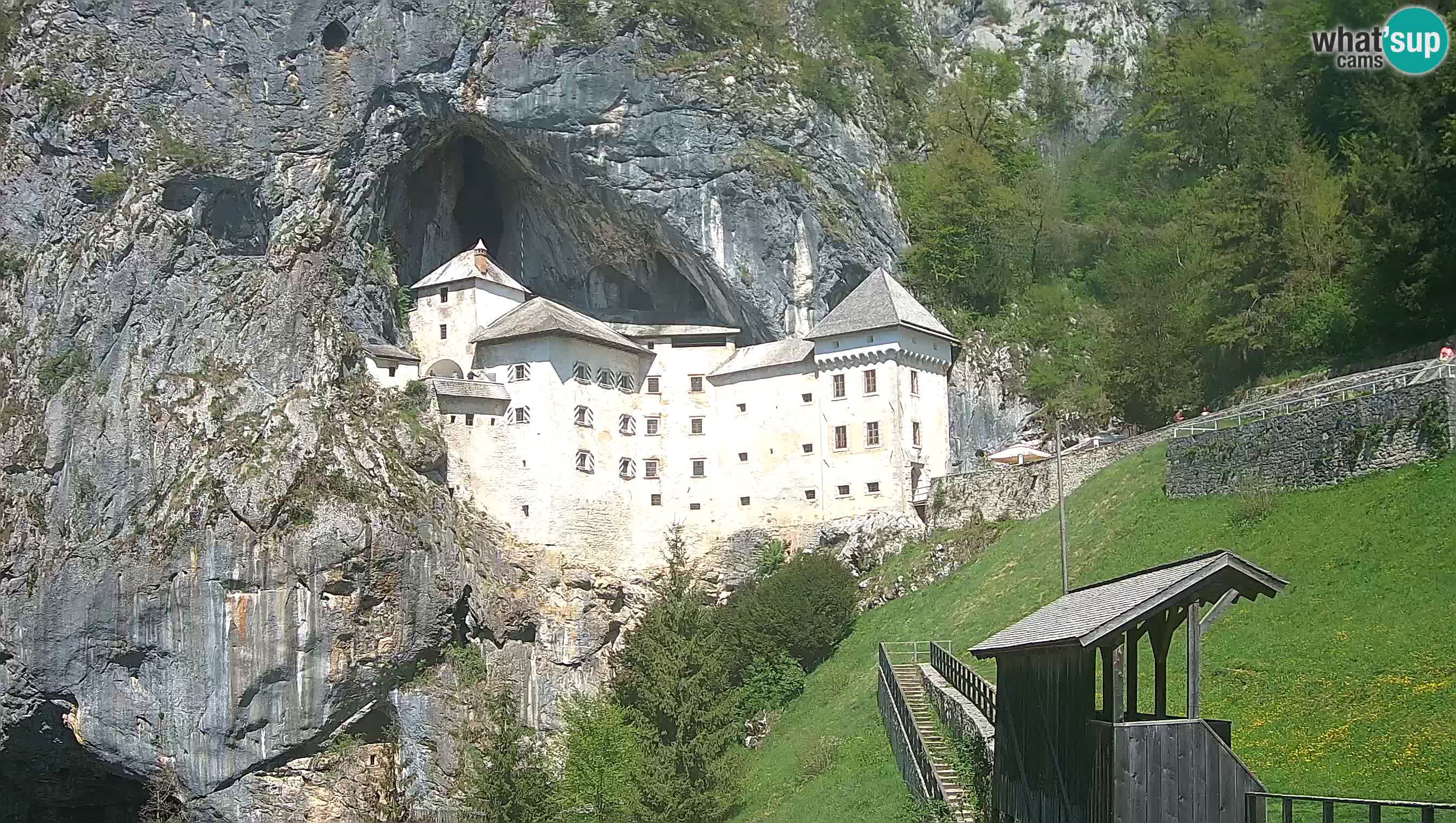 Live Webcam Predjamski grad – Predjama Castle – Postojna – Slovenia