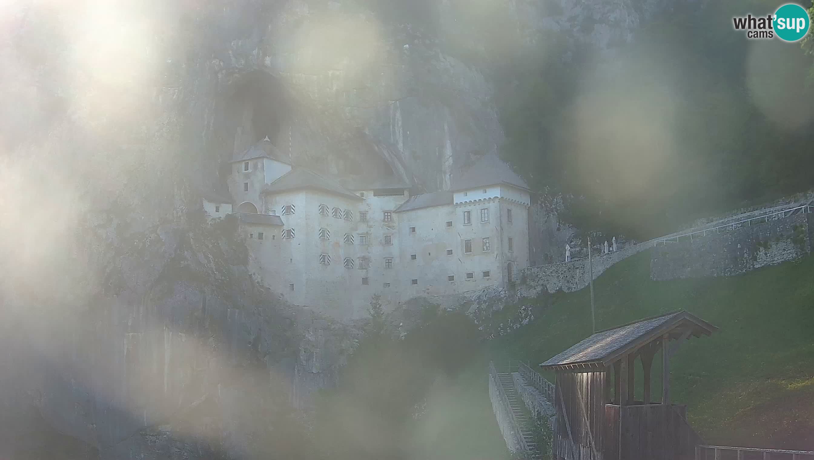 Live Webcam Predjamski grad – Predjama Castle – Postojna – Slovenia