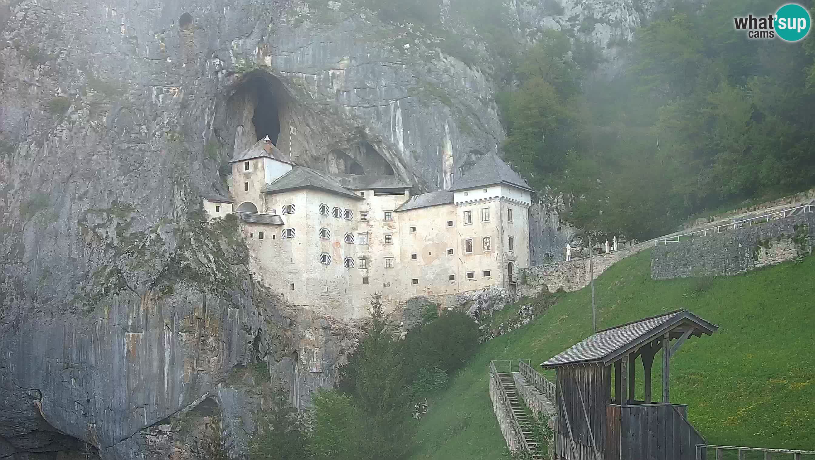 Live Webcam Predjamski grad – Predjama Castle – Postojna – Slovenia
