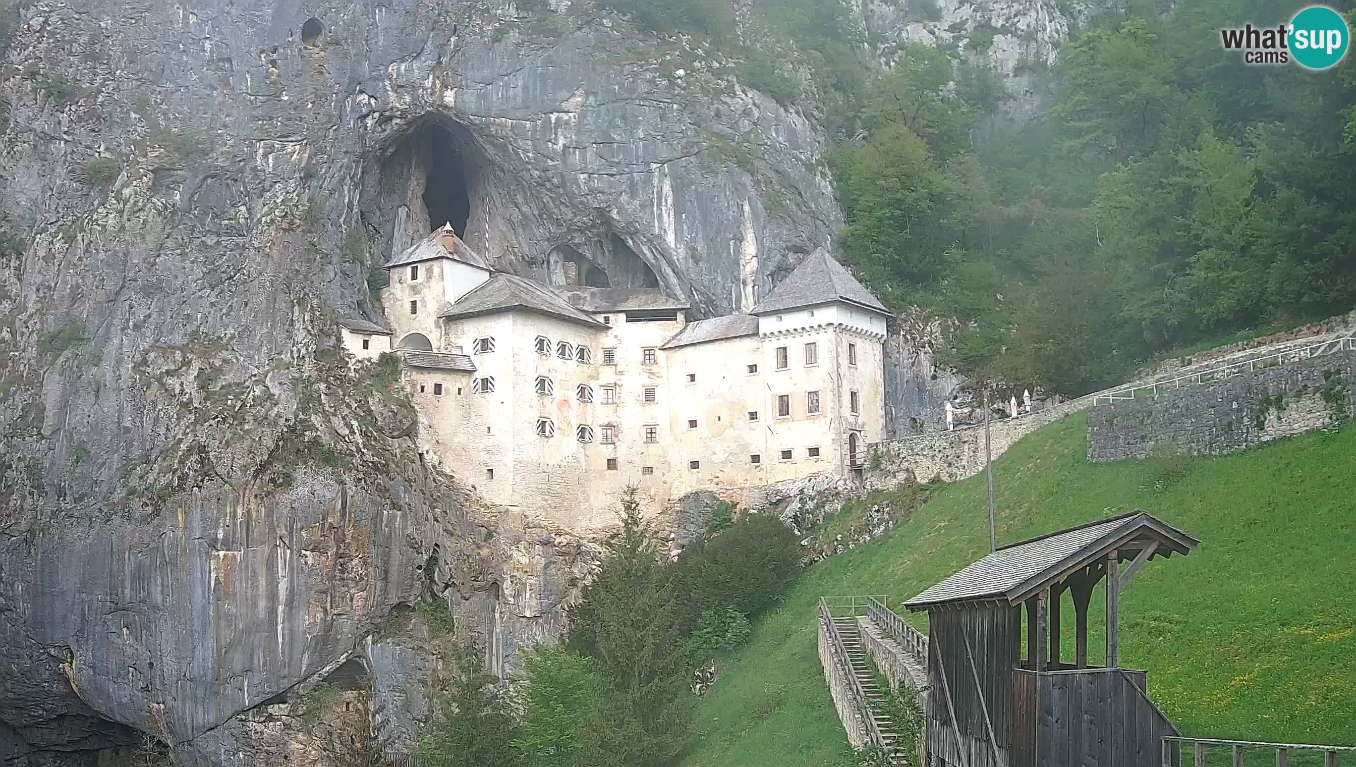 Live Webcam Castello di Predjama – Postumia – Slovenia