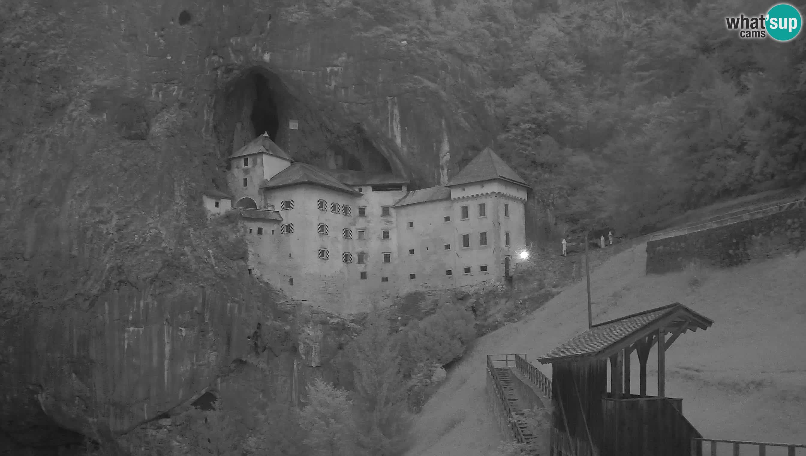 Web kamera Predjamski dvorac – Postojna – Slovenija