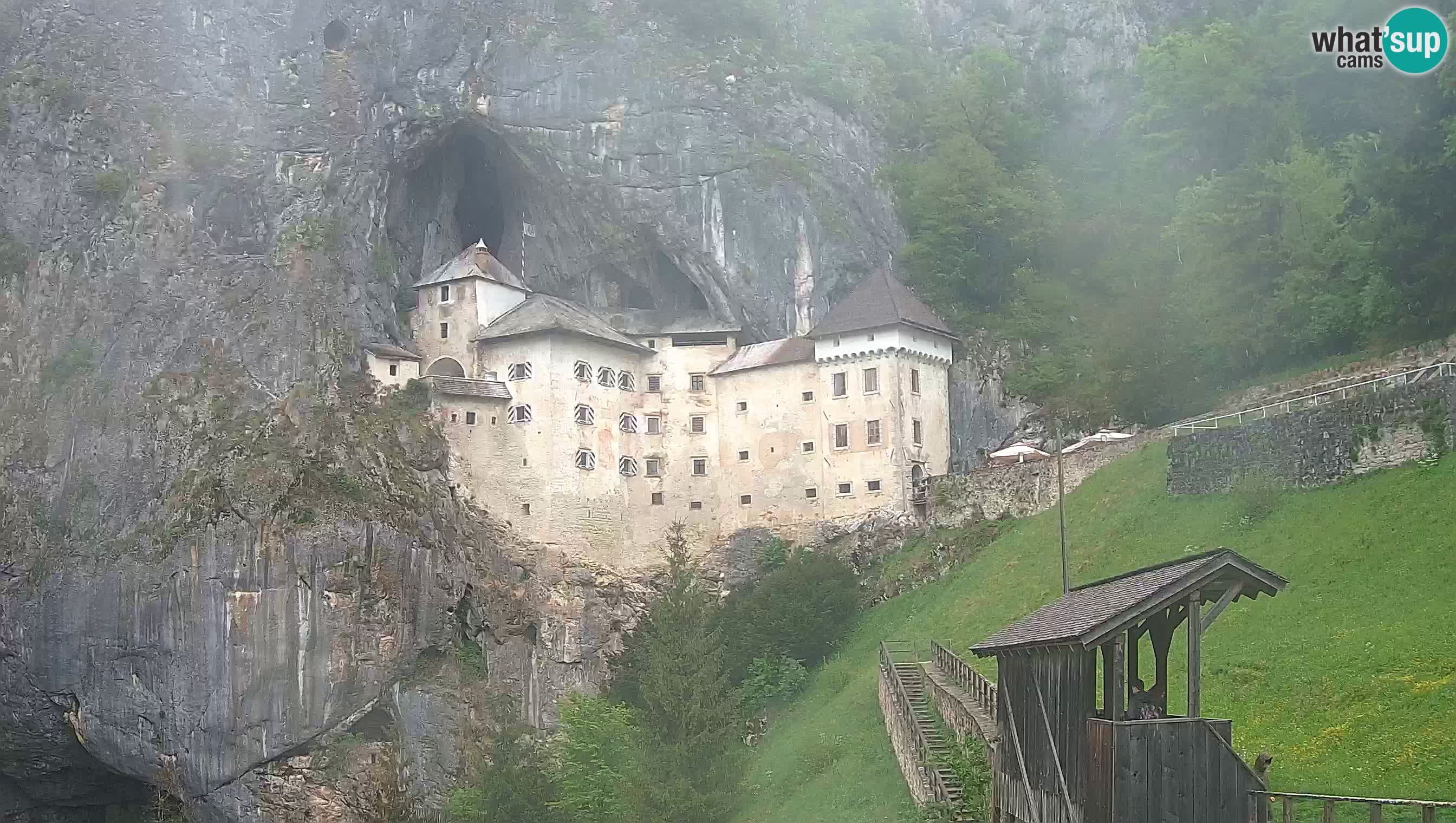 Live Webcam Castello di Predjama – Postumia – Slovenia