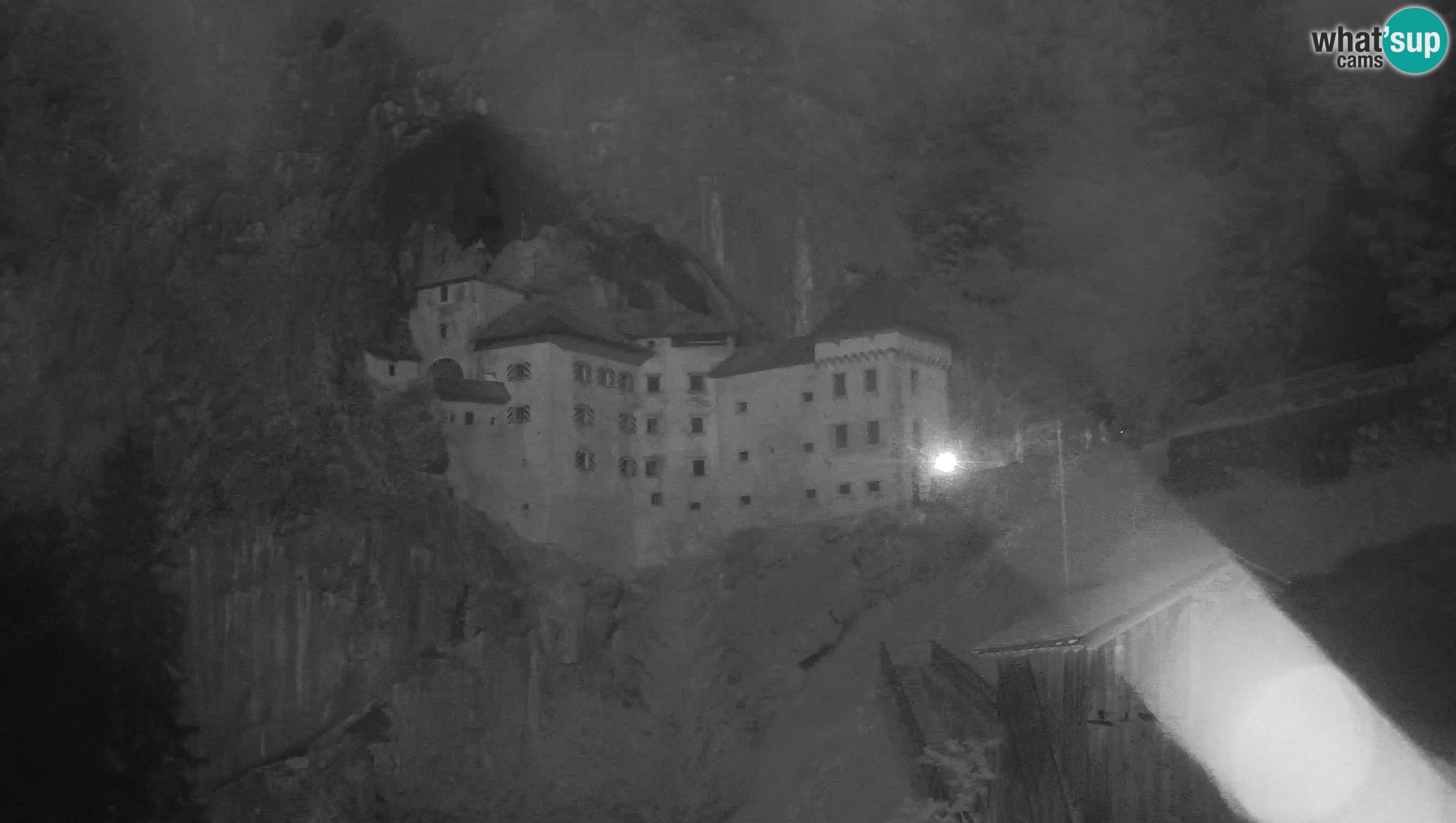 Live Webcam Predjamski grad – Predjama Castle – Postojna – Slovenia