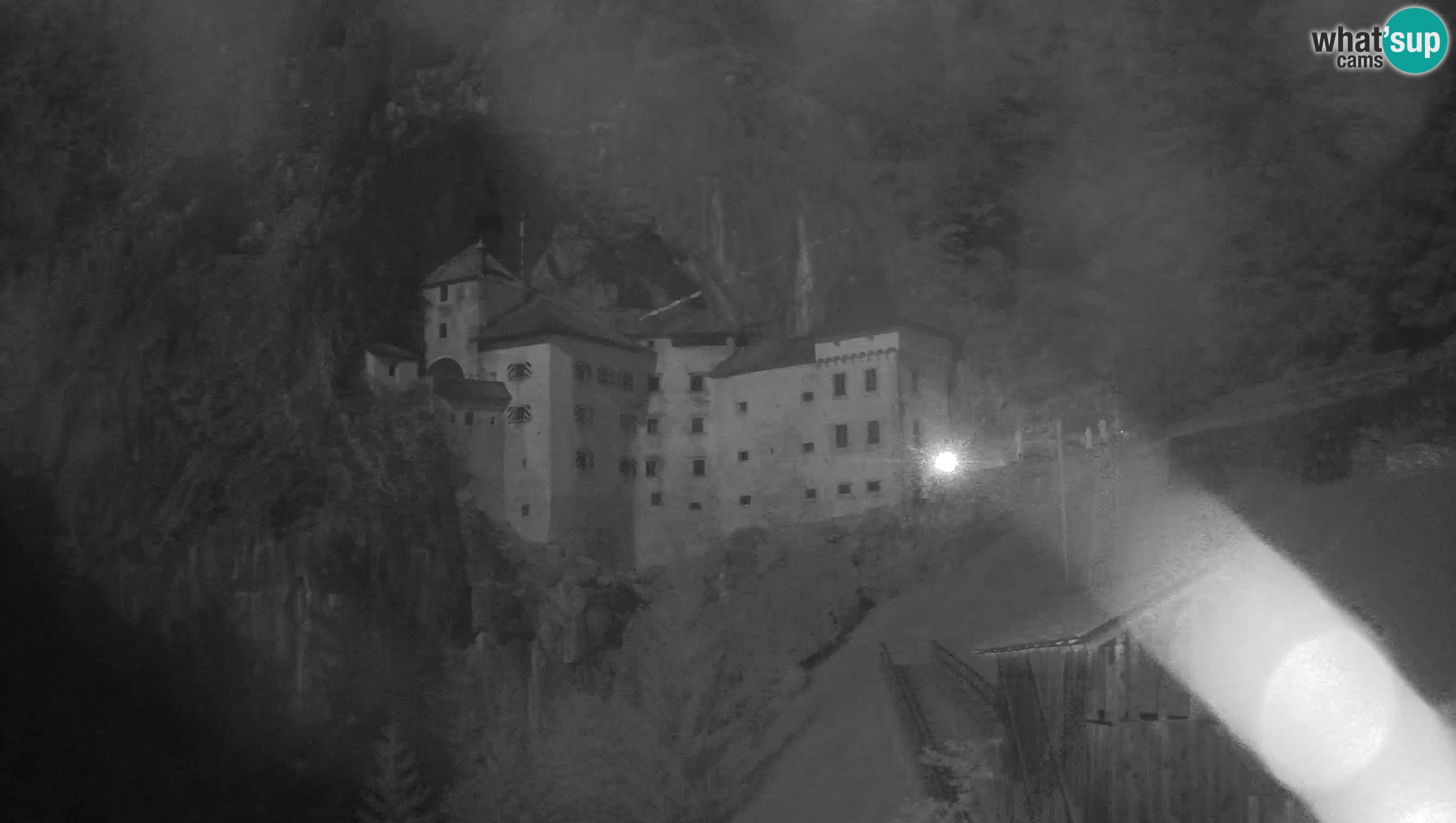 Live Webcam Castello di Predjama – Postumia – Slovenia