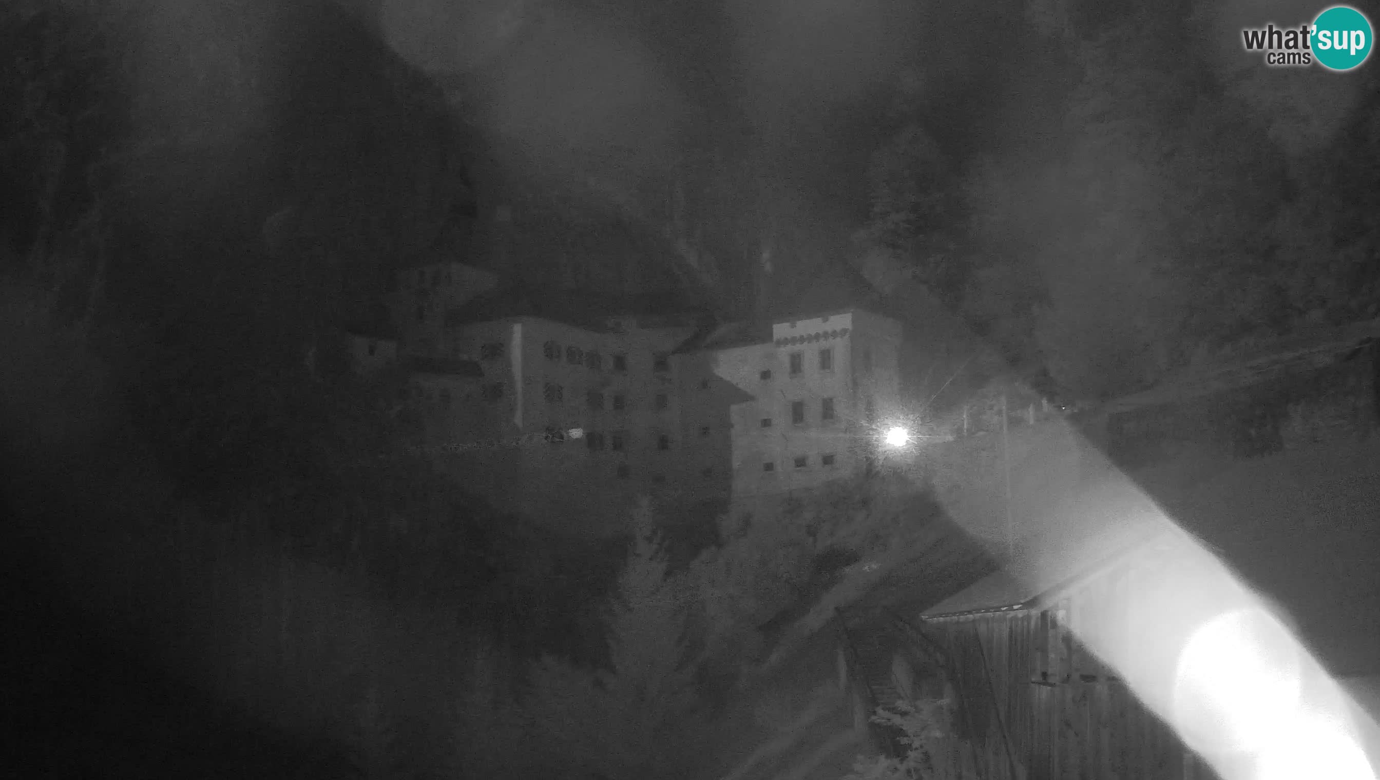 Live Webcam Predjamski grad – Predjama Castle – Postojna – Slovenia