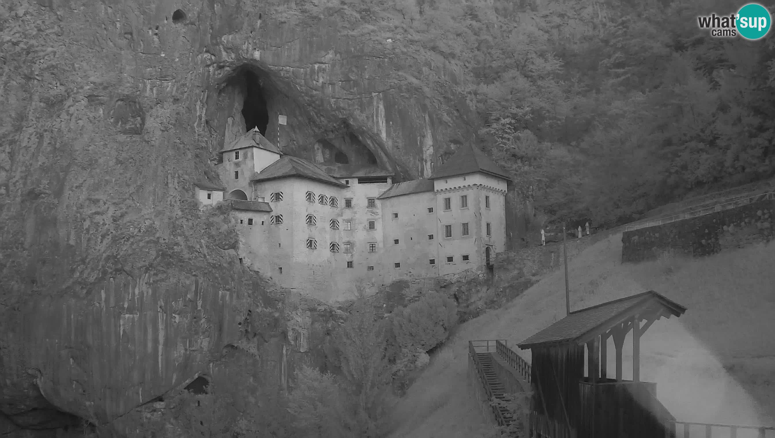 Live Webcam Predjamski grad – Predjama Castle – Postojna – Slovenia