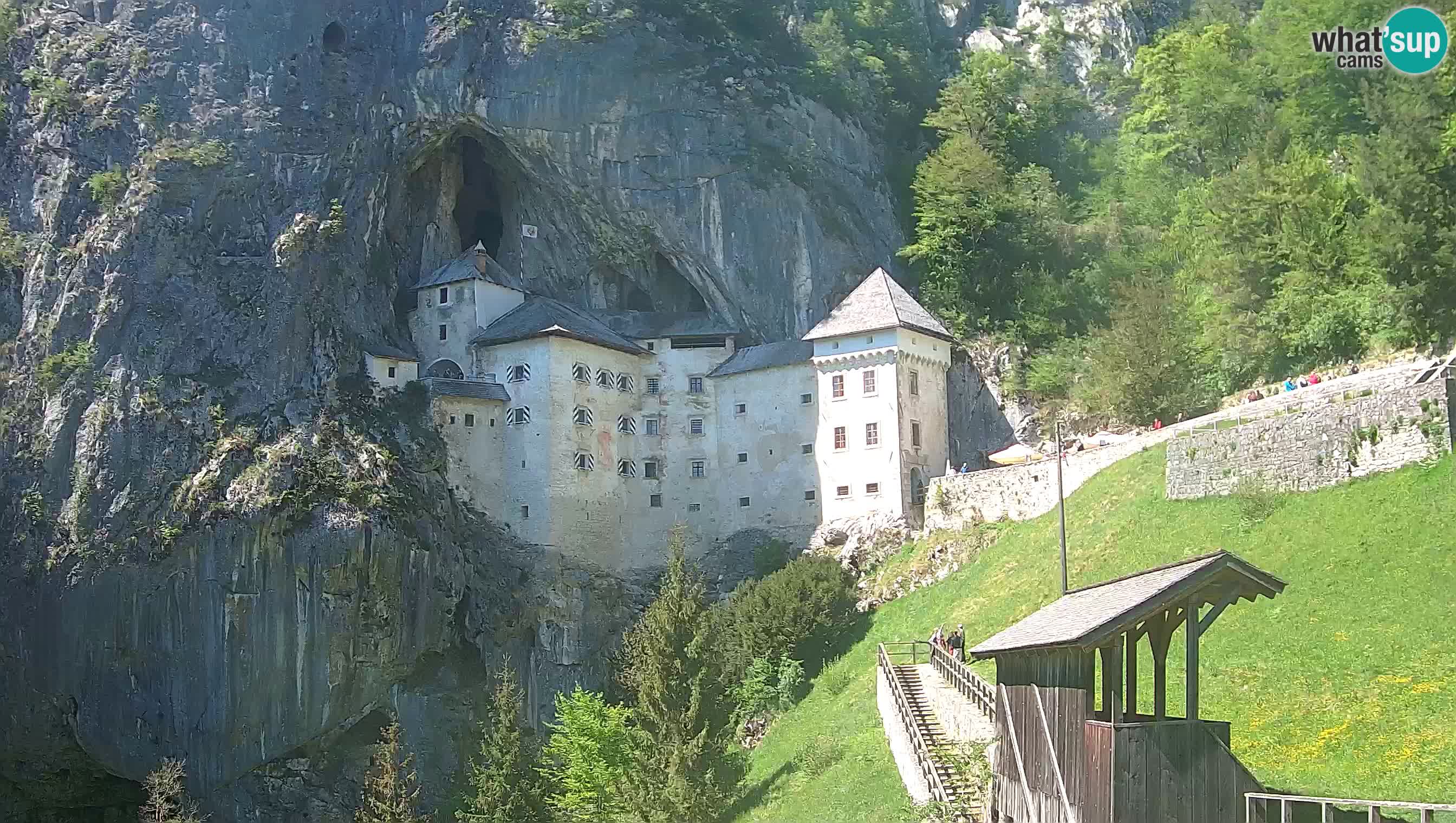 Live Webcam Höhlenburg Predjama – Postojna – Slowenien