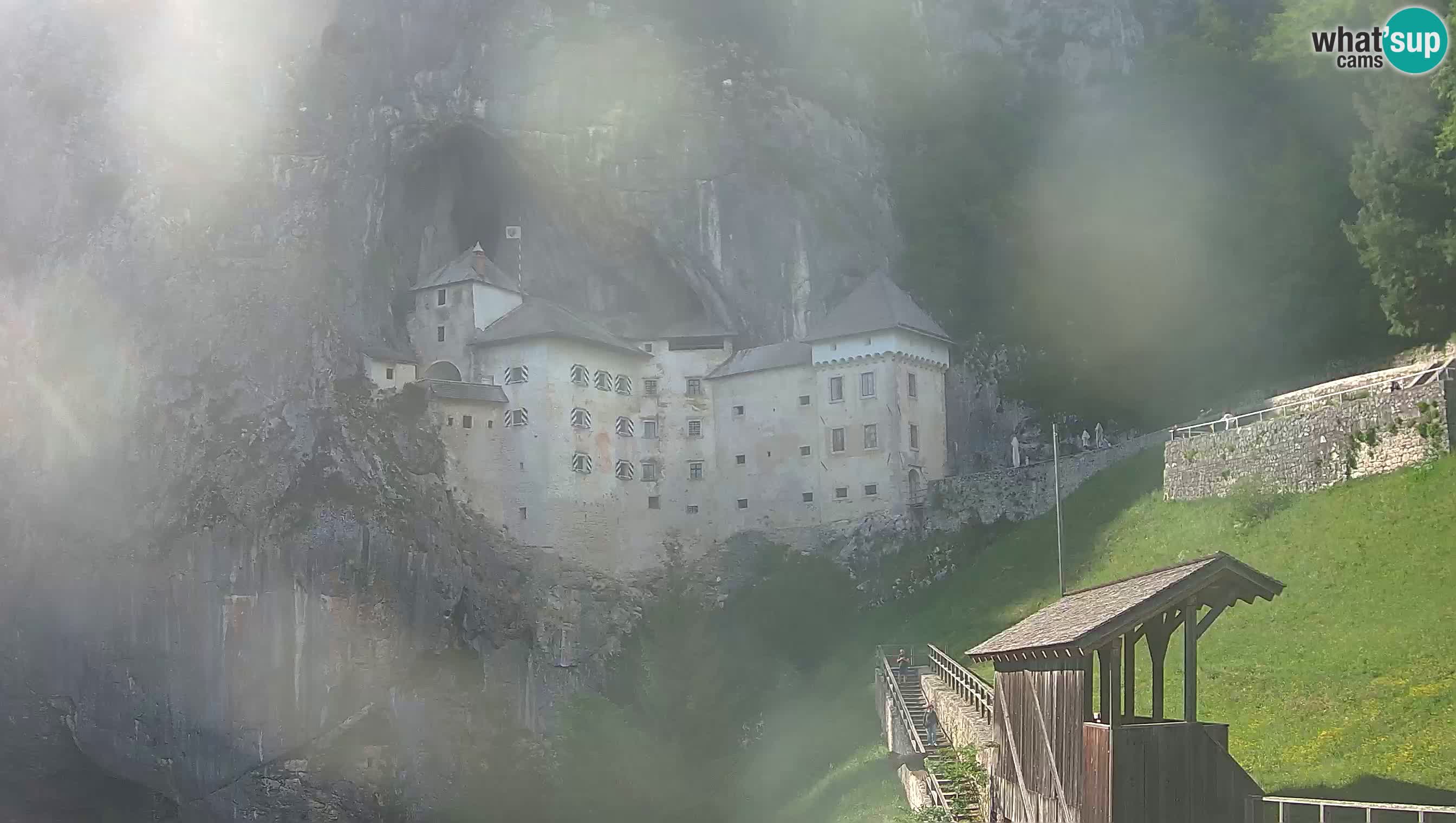 Live Webcam Predjamski grad – Predjama Castle – Postojna – Slovenia