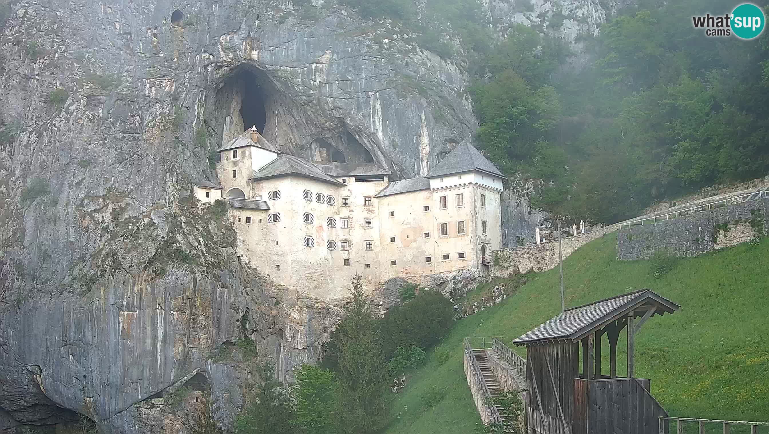 Live Webcam Predjamski grad – Predjama Castle – Postojna – Slovenia