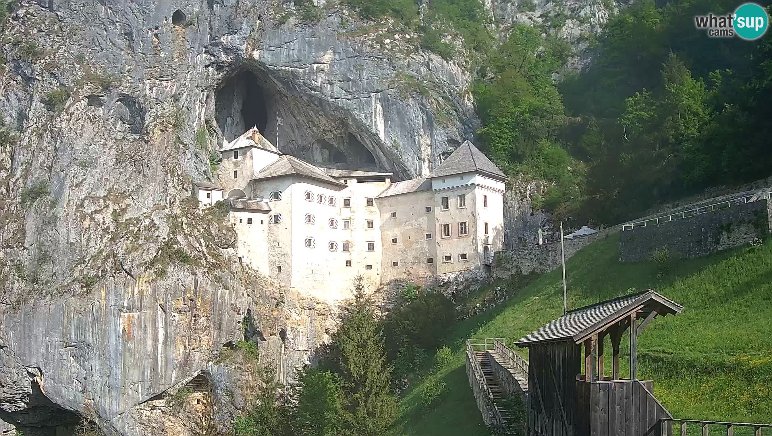 Live Webcam Predjamski grad – Predjama Castle – Postojna – Slovenia