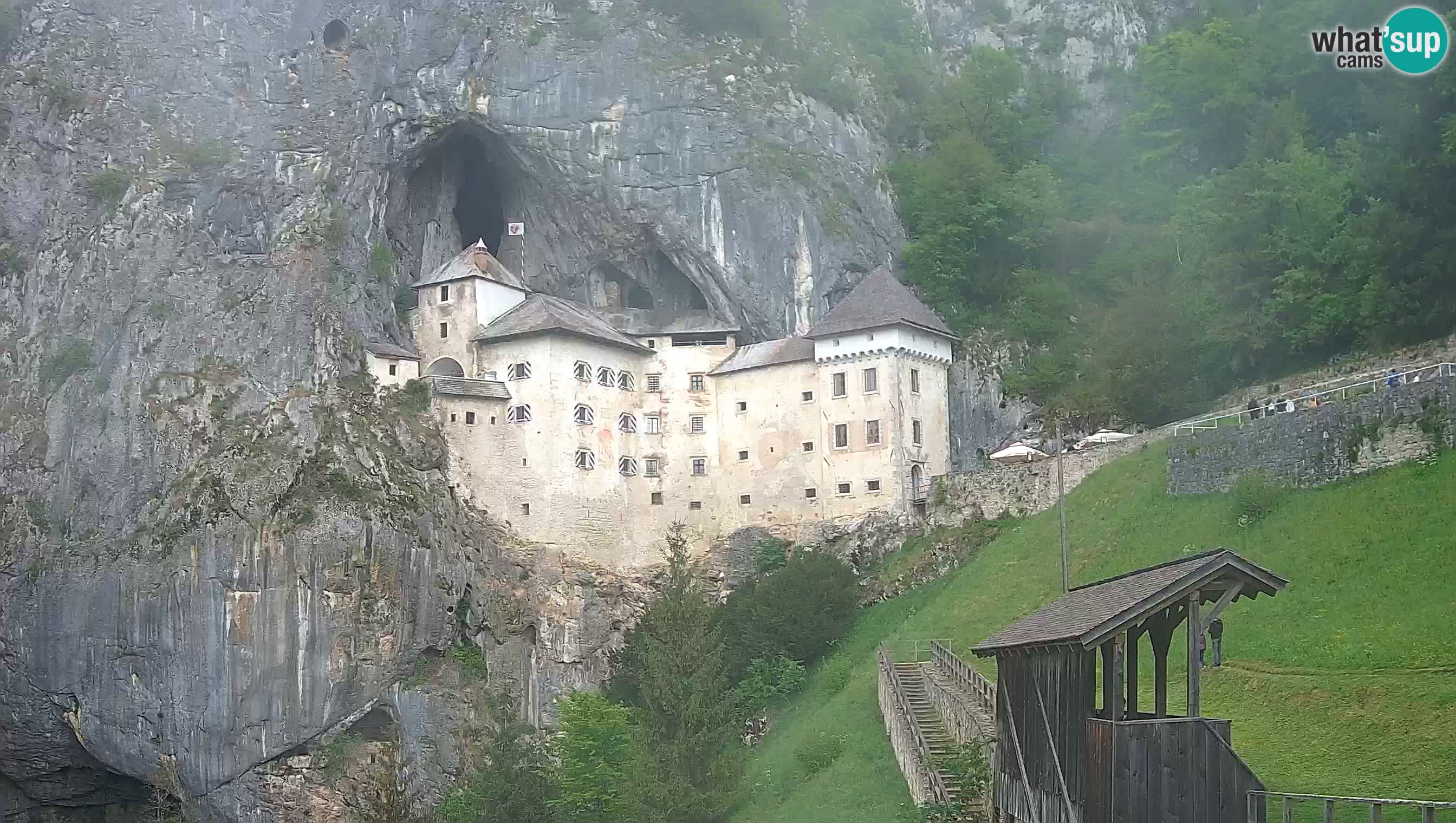 Live Webcam Castello di Predjama – Postumia – Slovenia