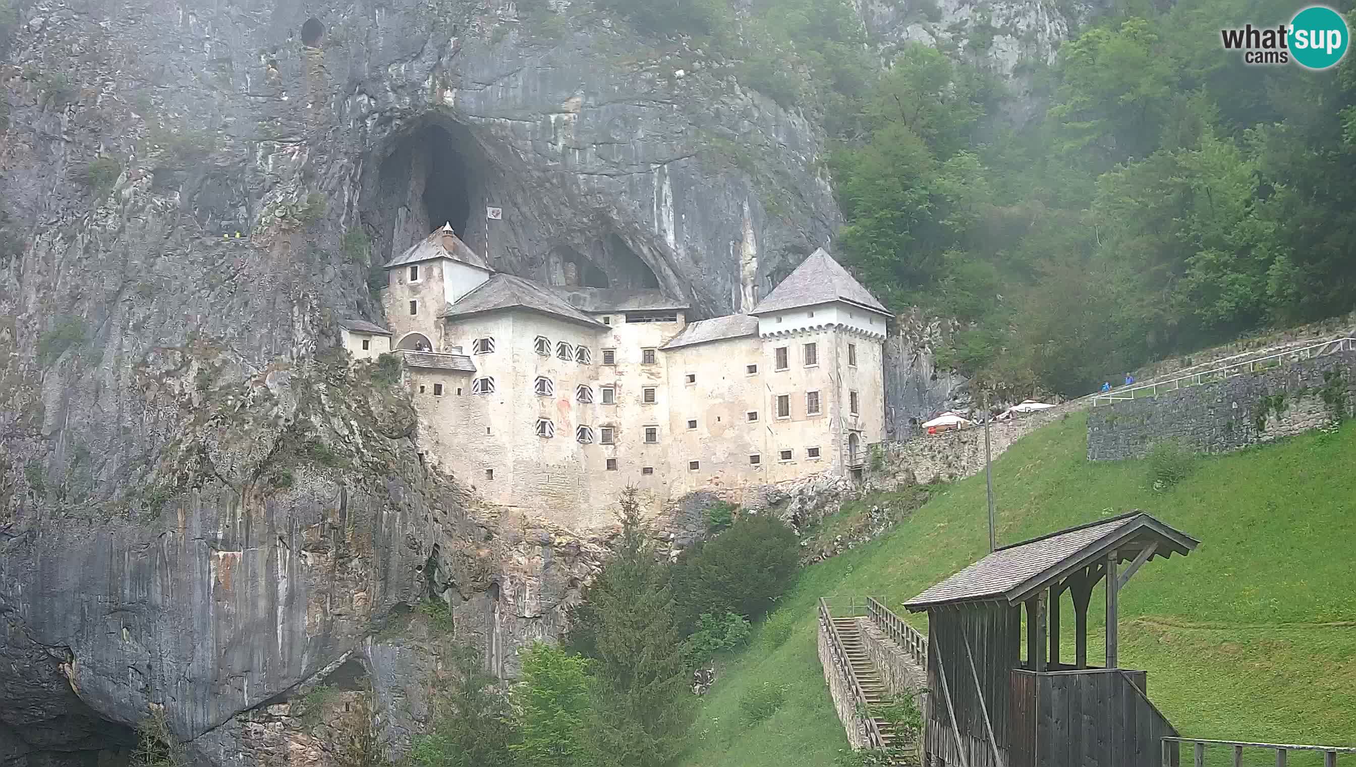 Camera en vivo Castillo de Predjama – Postojna – Eslovenia