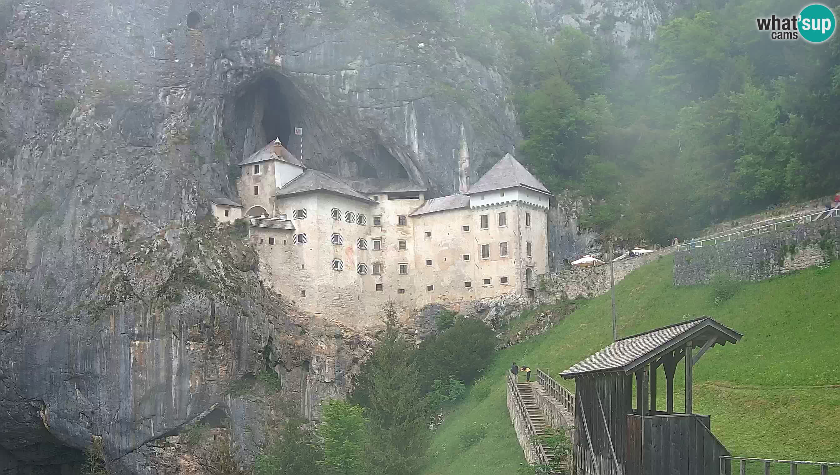 Web kamera Predjamski dvorac – Postojna – Slovenija