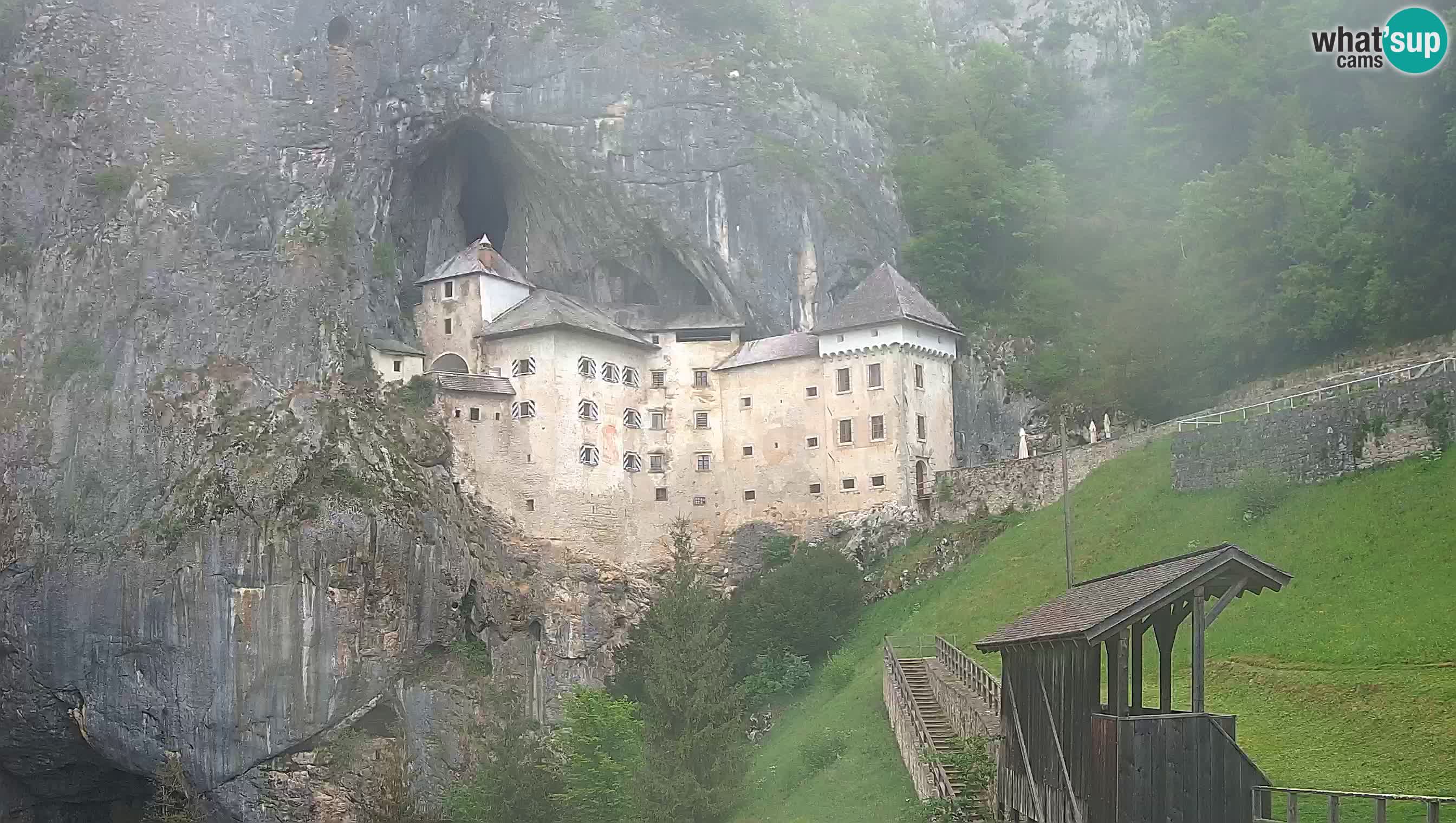 Live Webcam Castello di Predjama – Postumia – Slovenia
