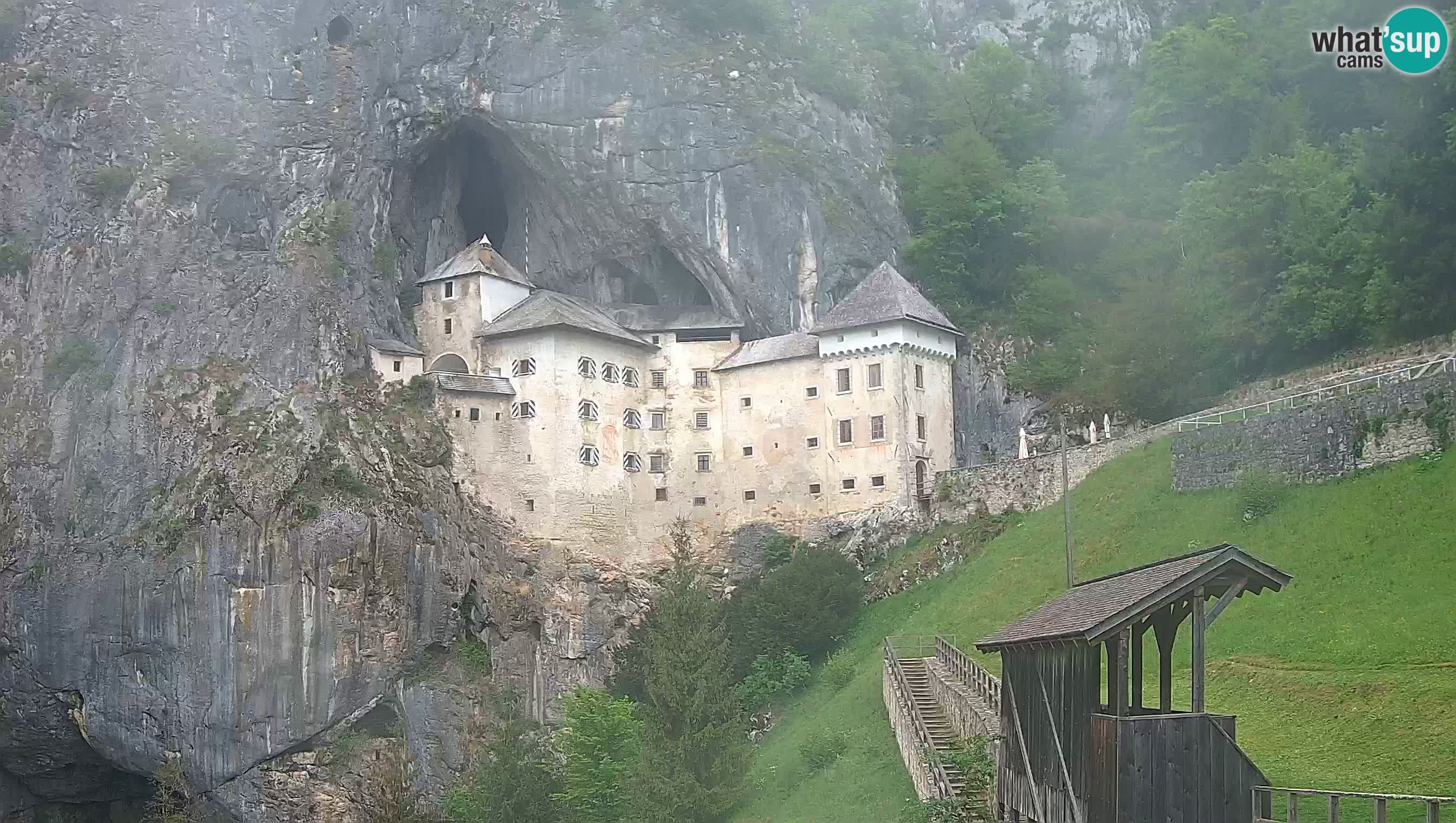 Live Webcam Castello di Predjama – Postumia – Slovenia