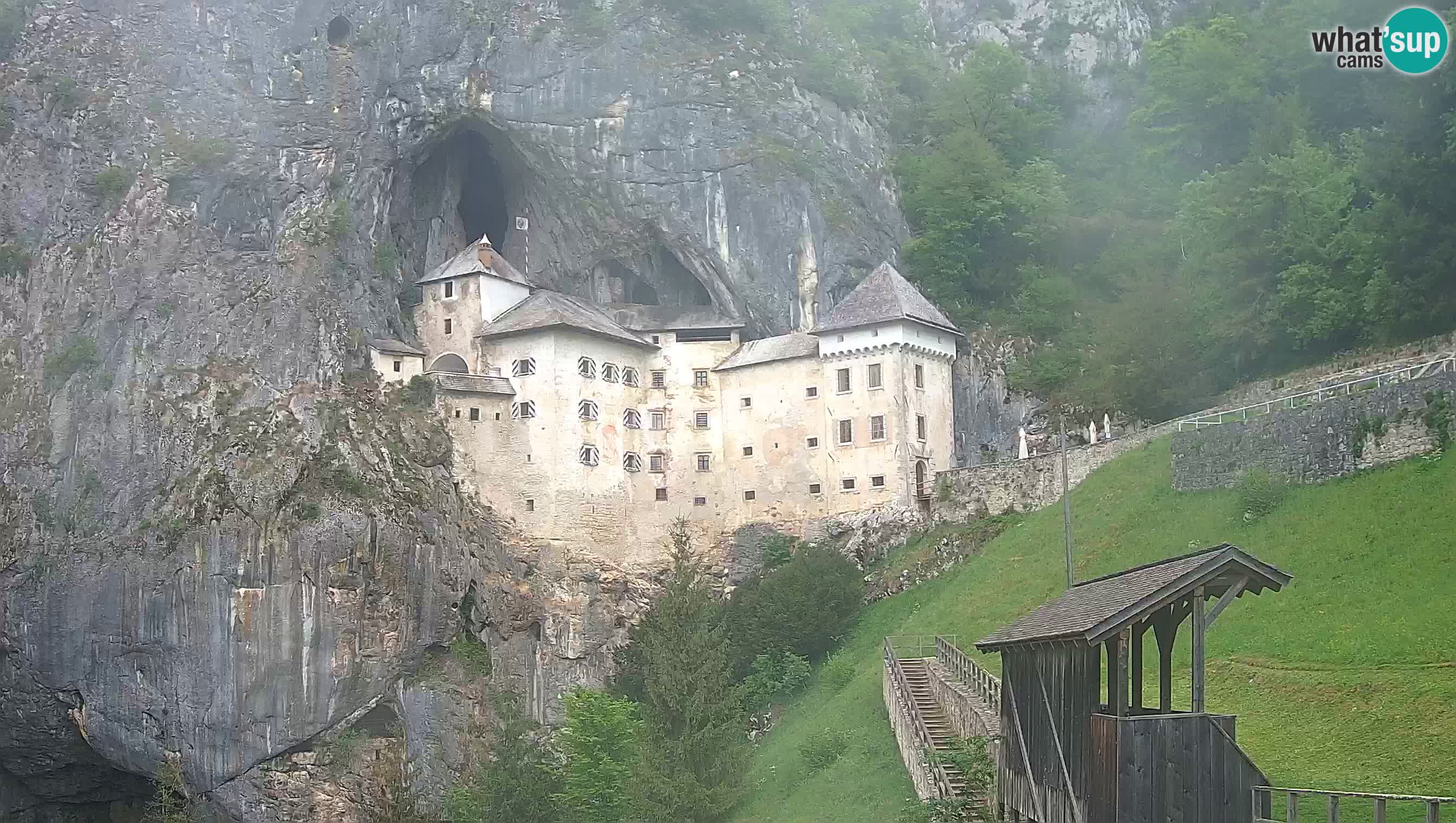 Live Webcam Castello di Predjama – Postumia – Slovenia