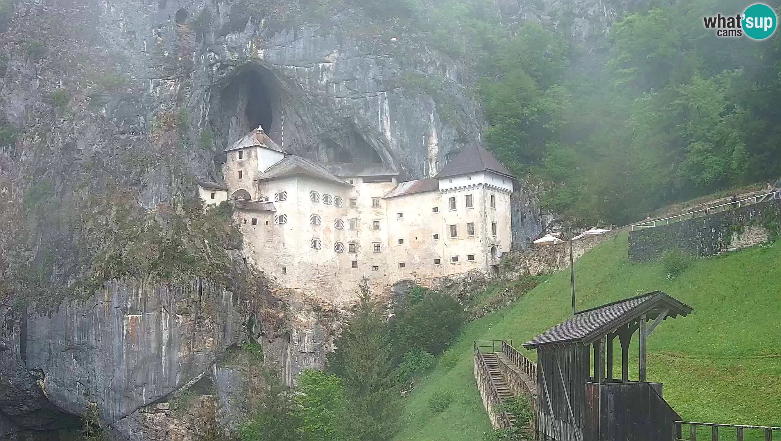 Live Webcam Predjamski grad – Predjama Castle – Postojna – Slovenia