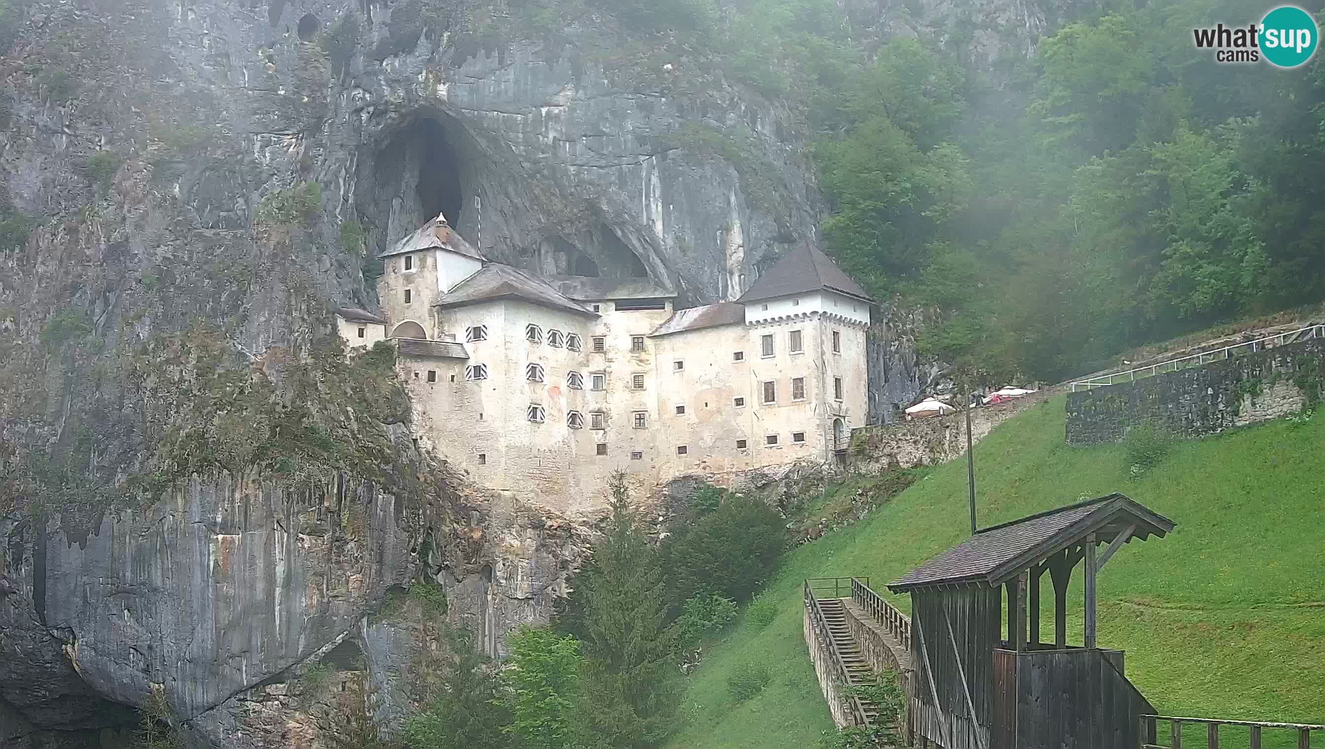 Live Webcam Predjamski grad – Predjama Castle – Postojna – Slovenia