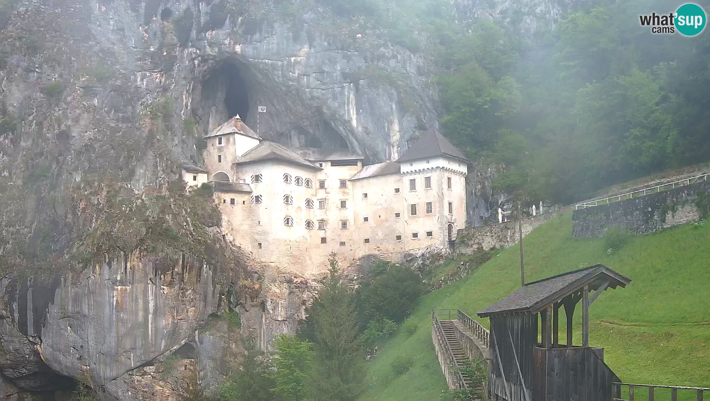 Live Webcam Predjamski grad – Predjama Castle – Postojna – Slovenia