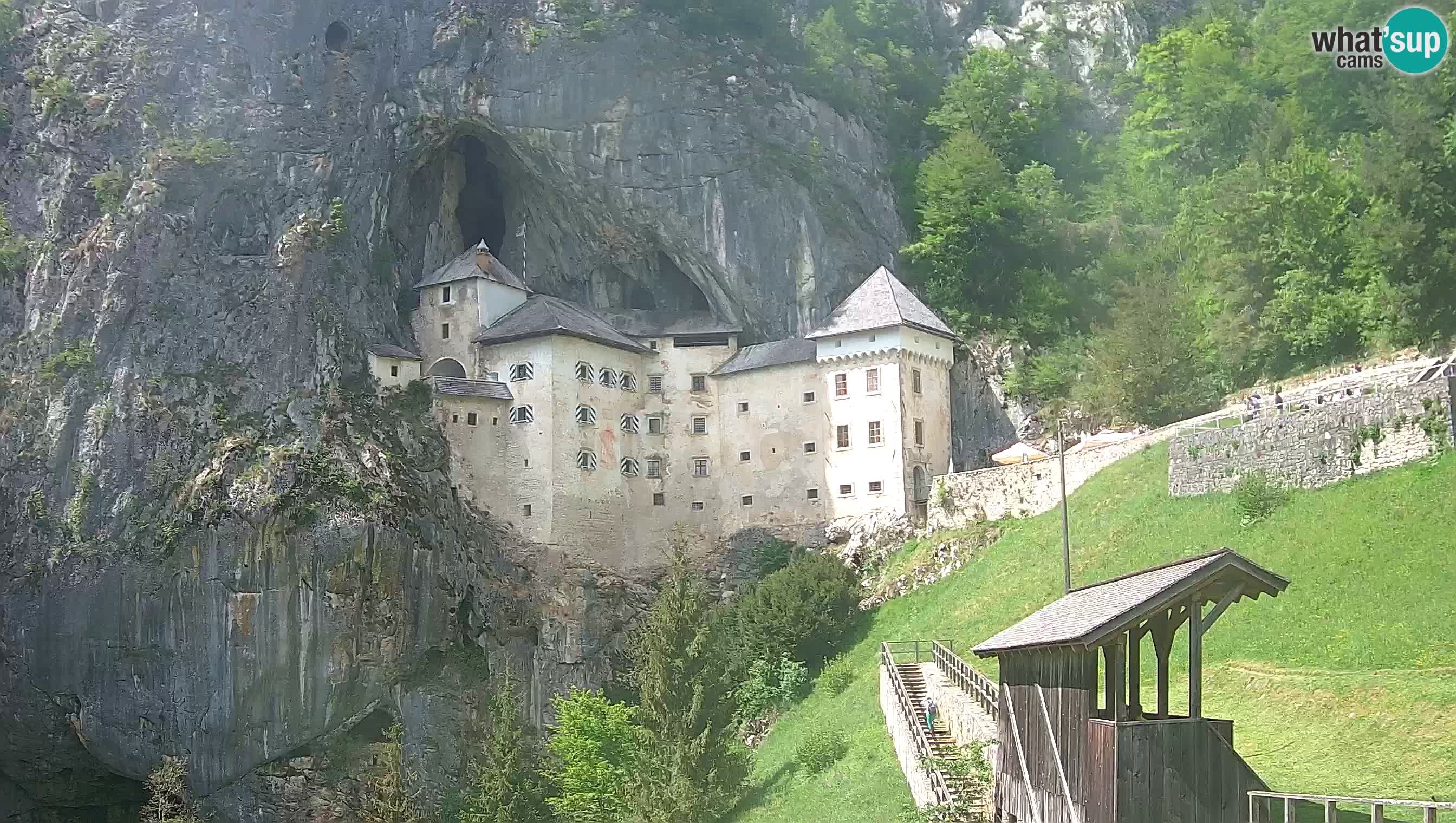 Web kamera Predjamski dvorac – Postojna – Slovenija