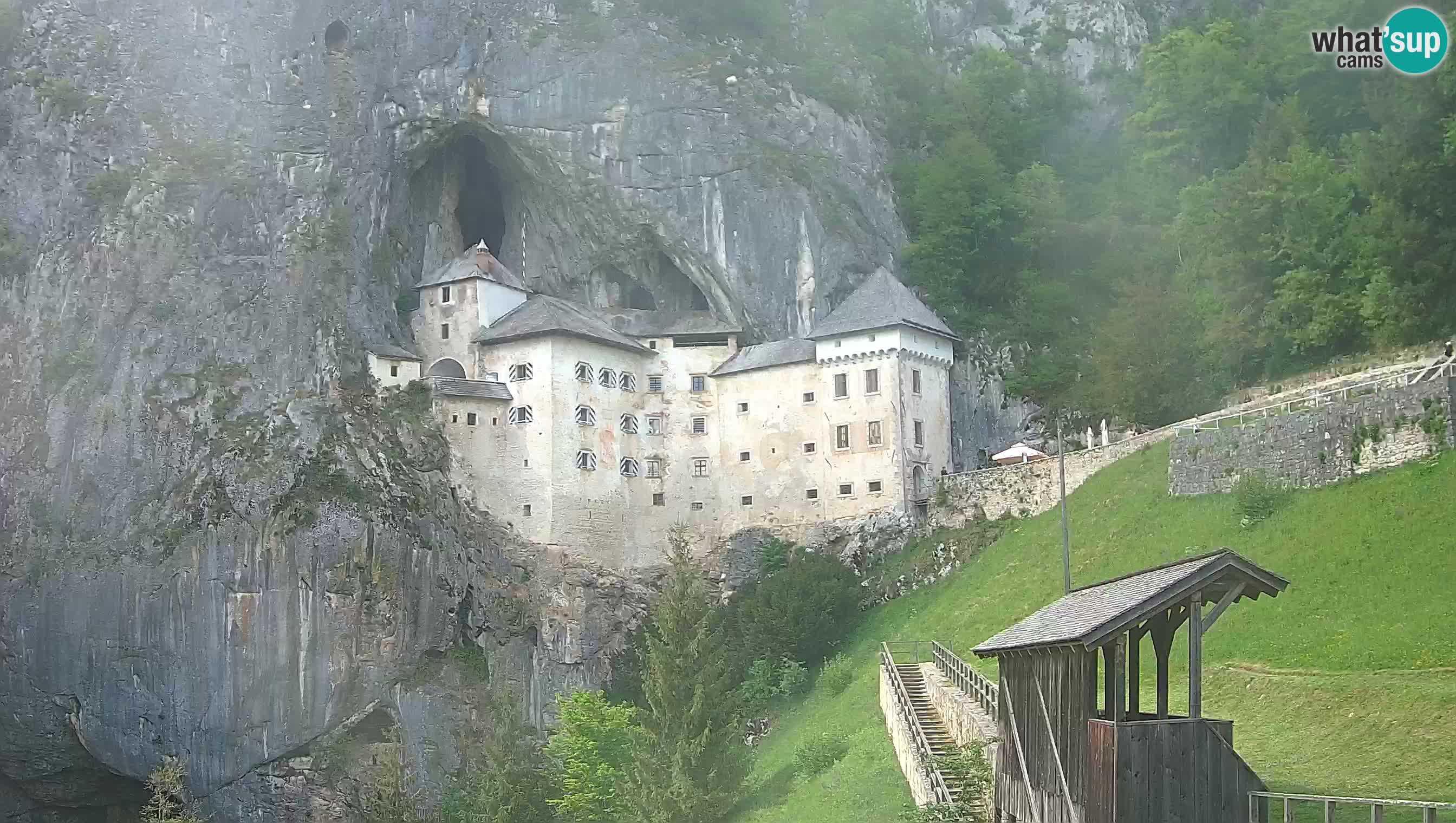 Live Webcam Castello di Predjama – Postumia – Slovenia